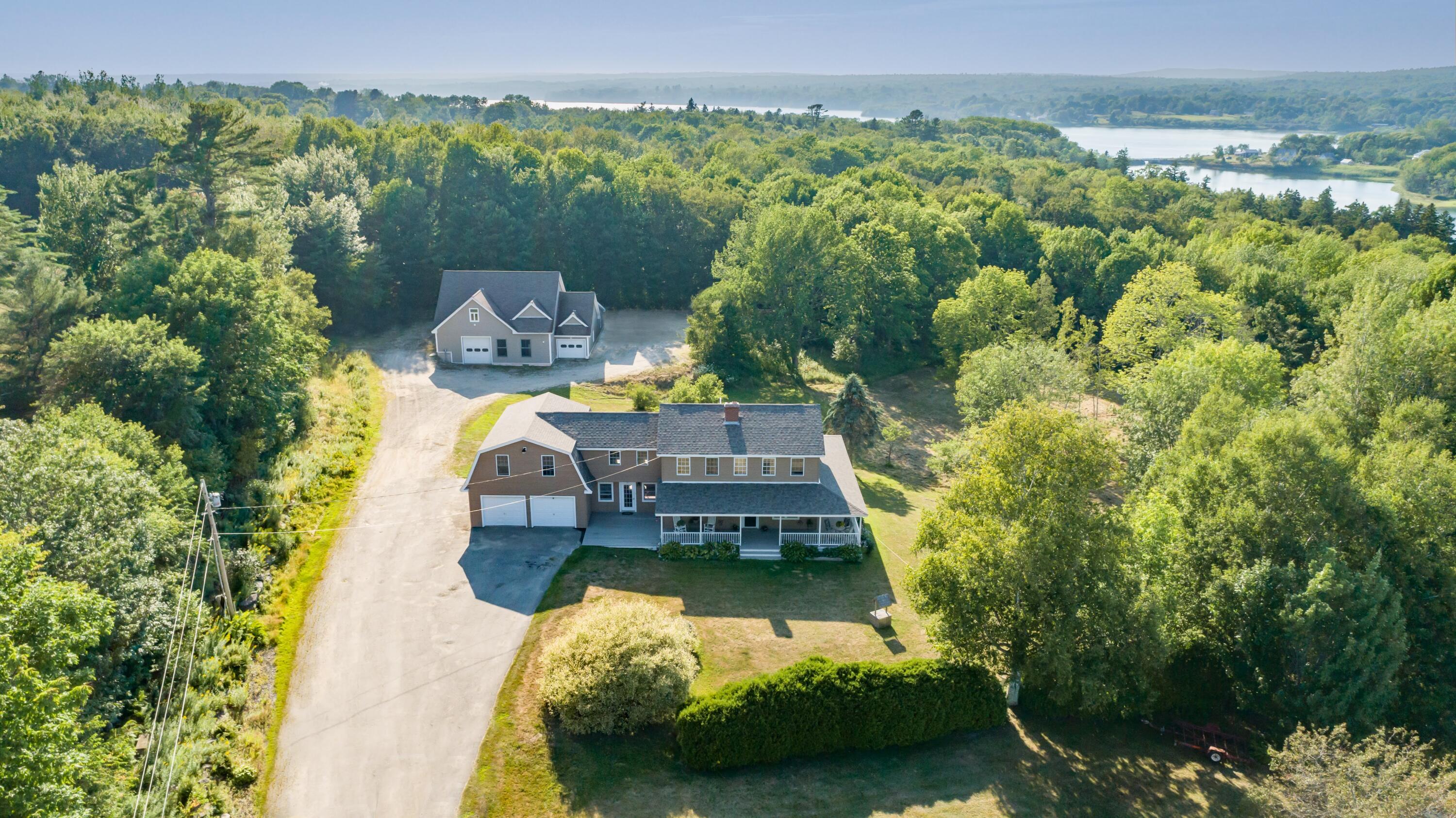 29 Robbins Avenue Property Photo