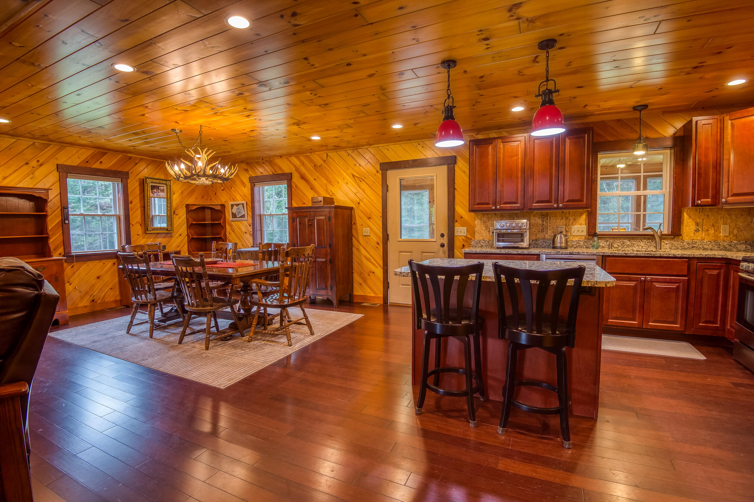 27 Quimby Farm Road Property Photo 4