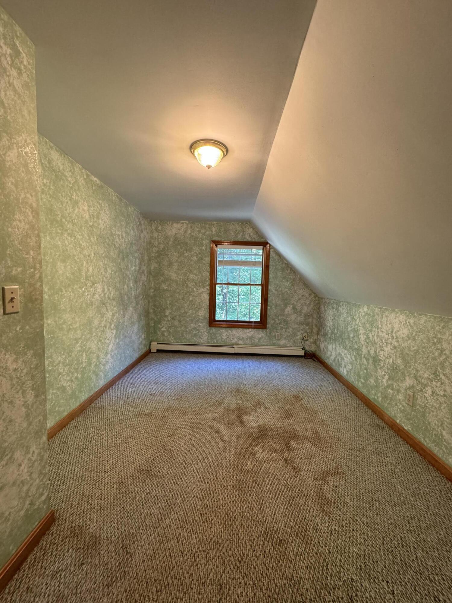 140 Point Road Property Photo 17