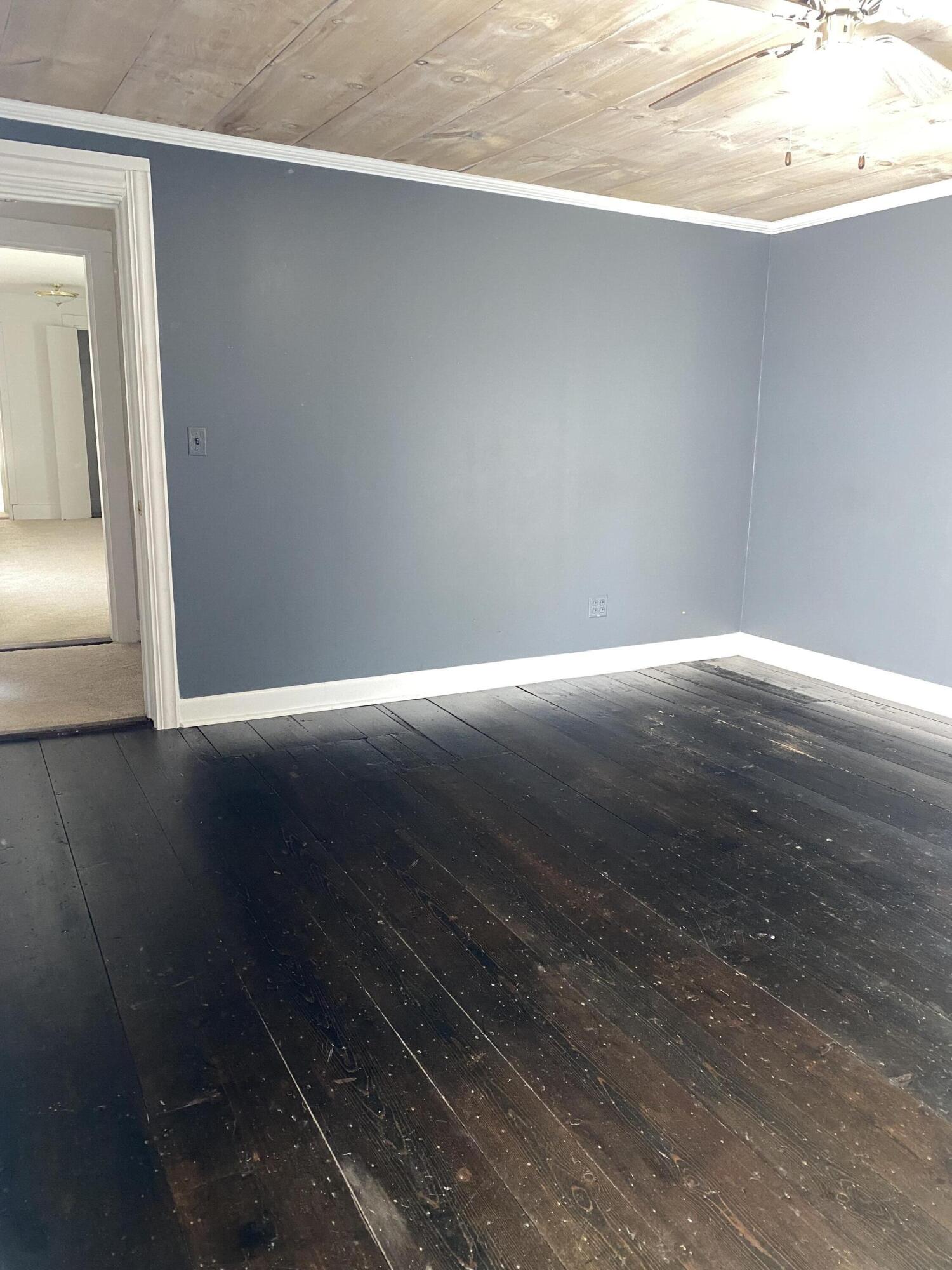 18 Maple Street Property Photo 40