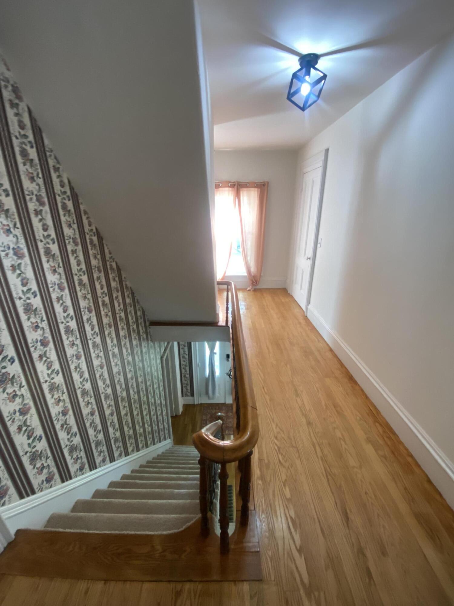 18 Maple Street Property Photo 42