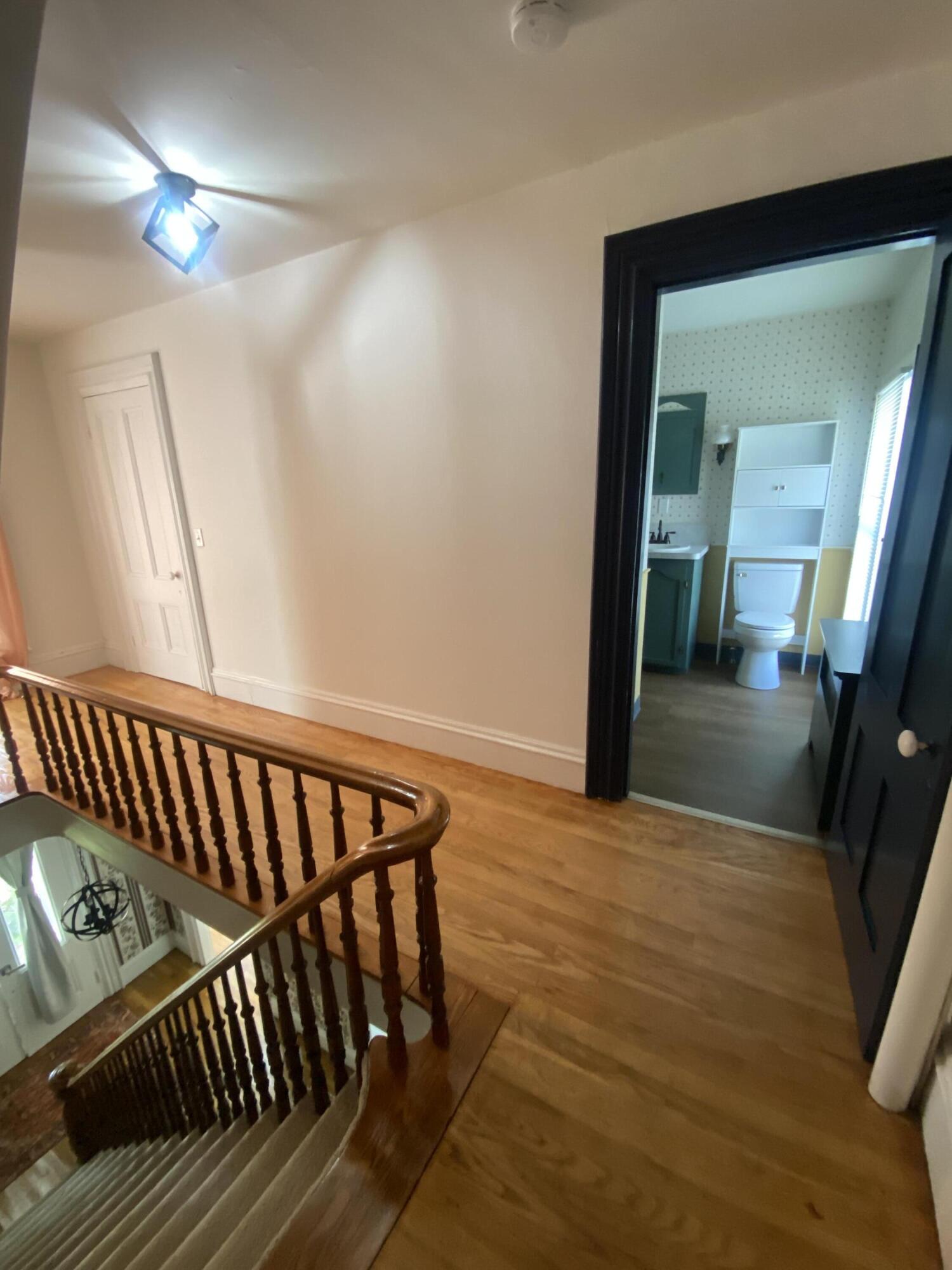 18 Maple Street Property Photo 43