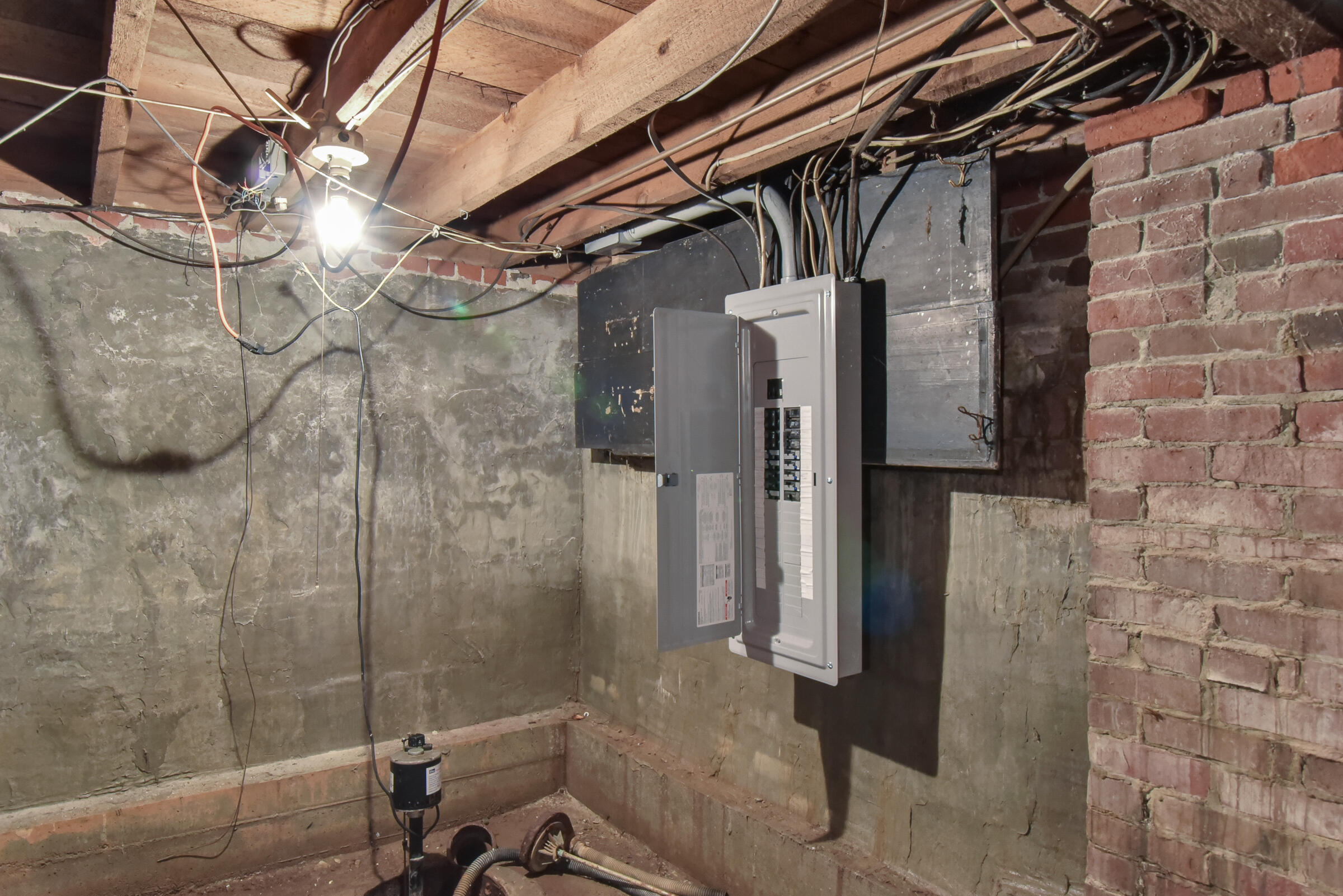18 Maple Street Property Photo 54