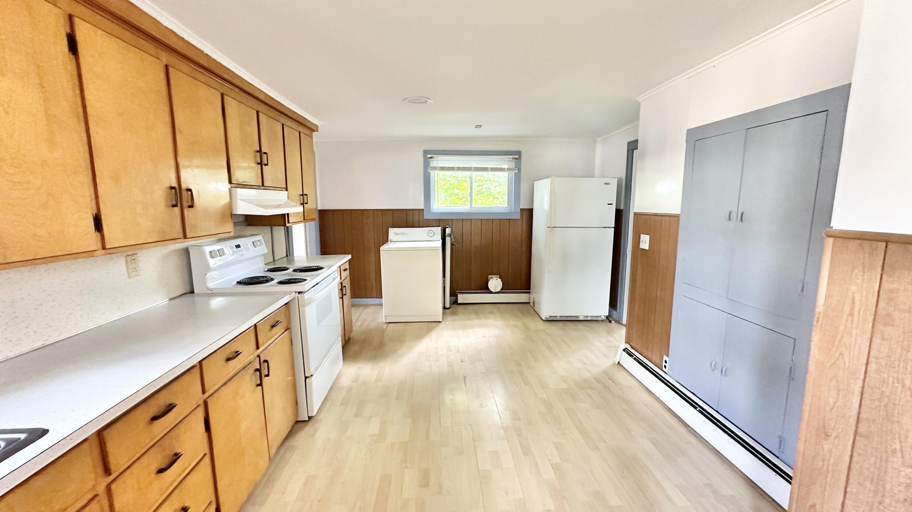 120 Knox Street Property Photo 8