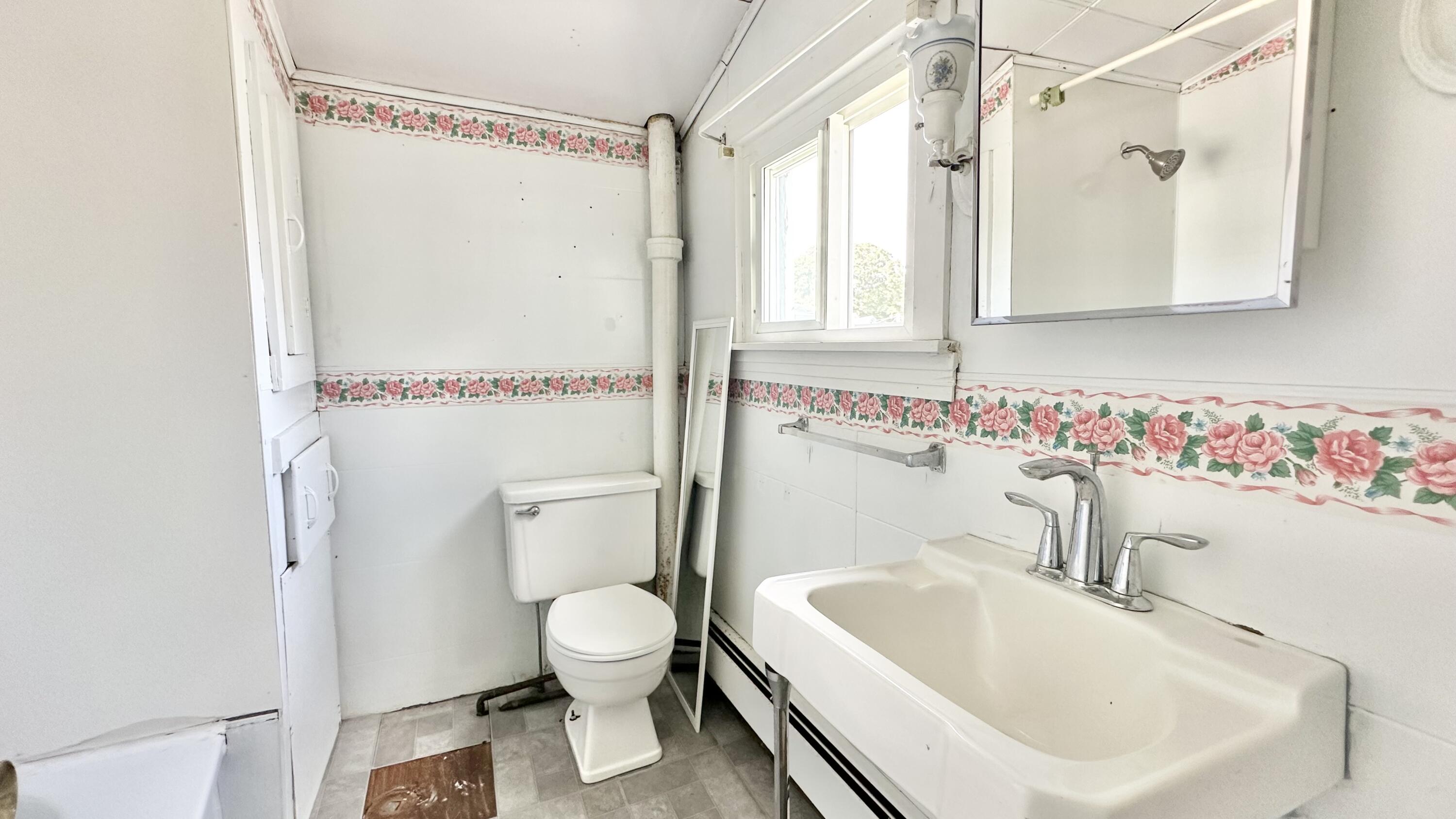120 Knox Street Property Photo 17