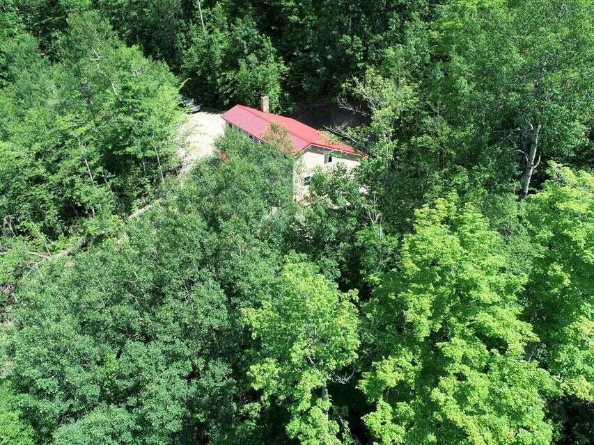 1027 Canada Road Property Photo 5