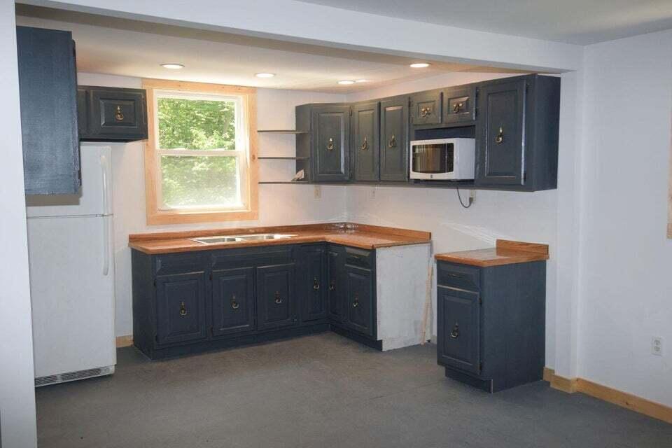 1027 Canada Road Property Photo 13