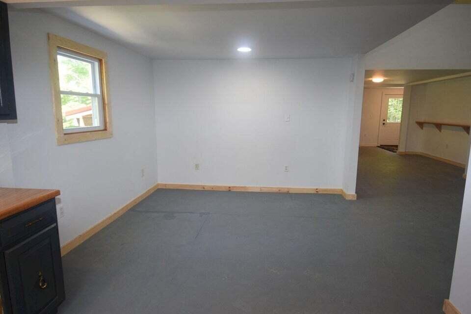1027 Canada Road Property Photo 14
