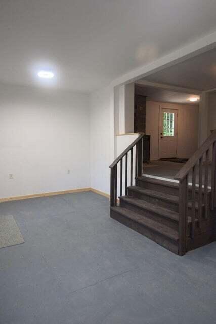 1027 Canada Road Property Photo 15