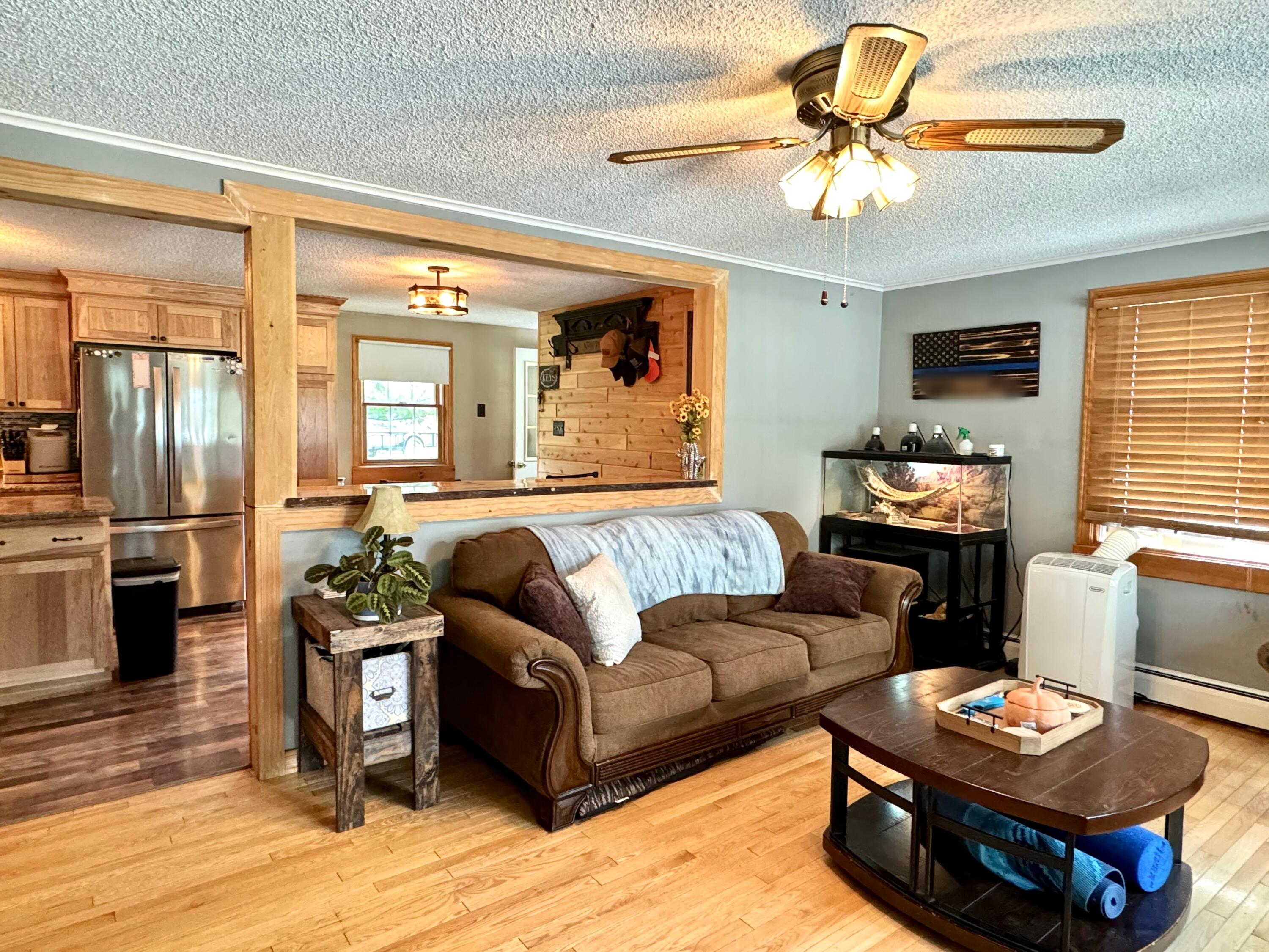 72 Third Avenue Property Photo 13