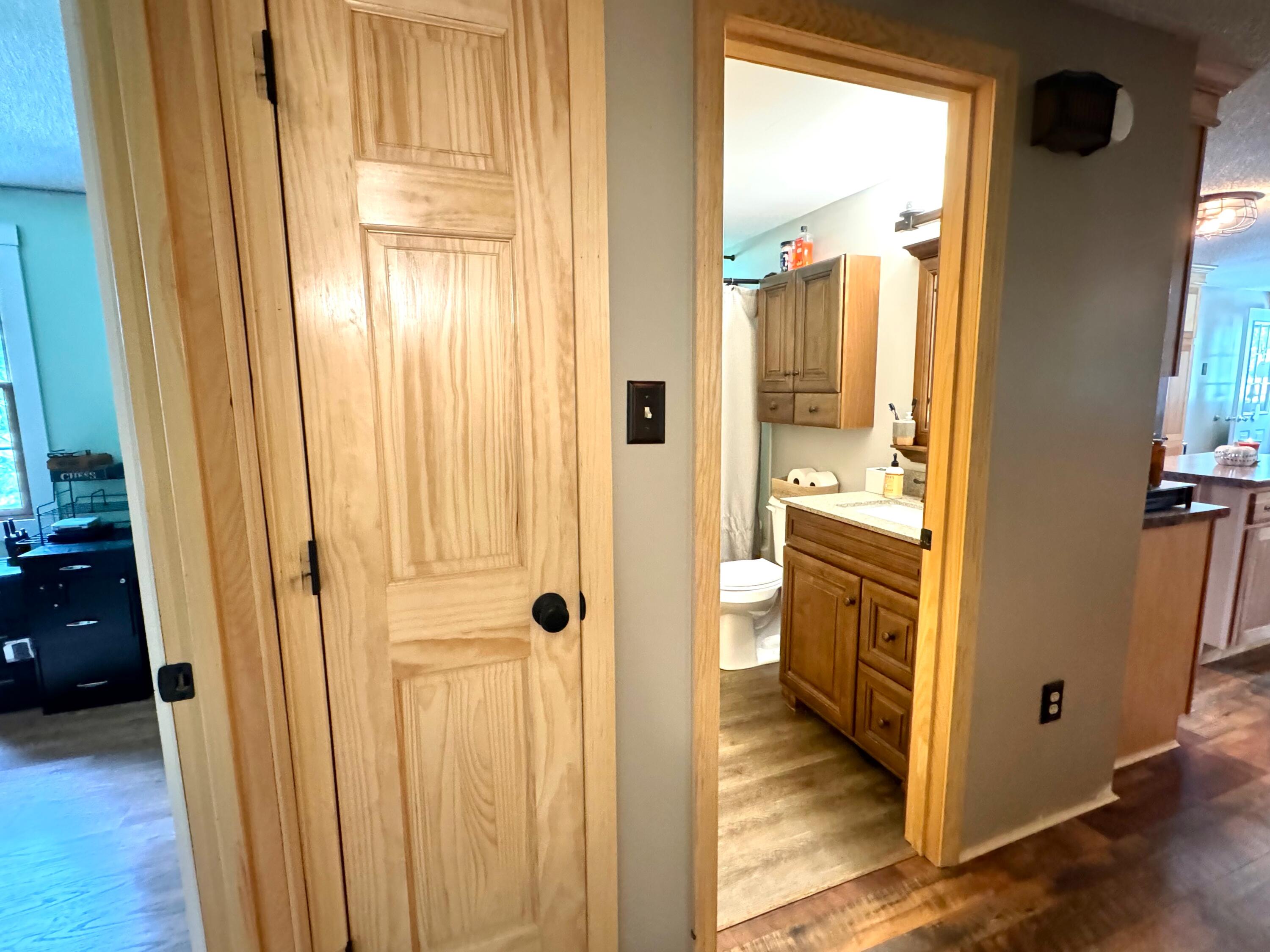 72 Third Avenue Property Photo 16