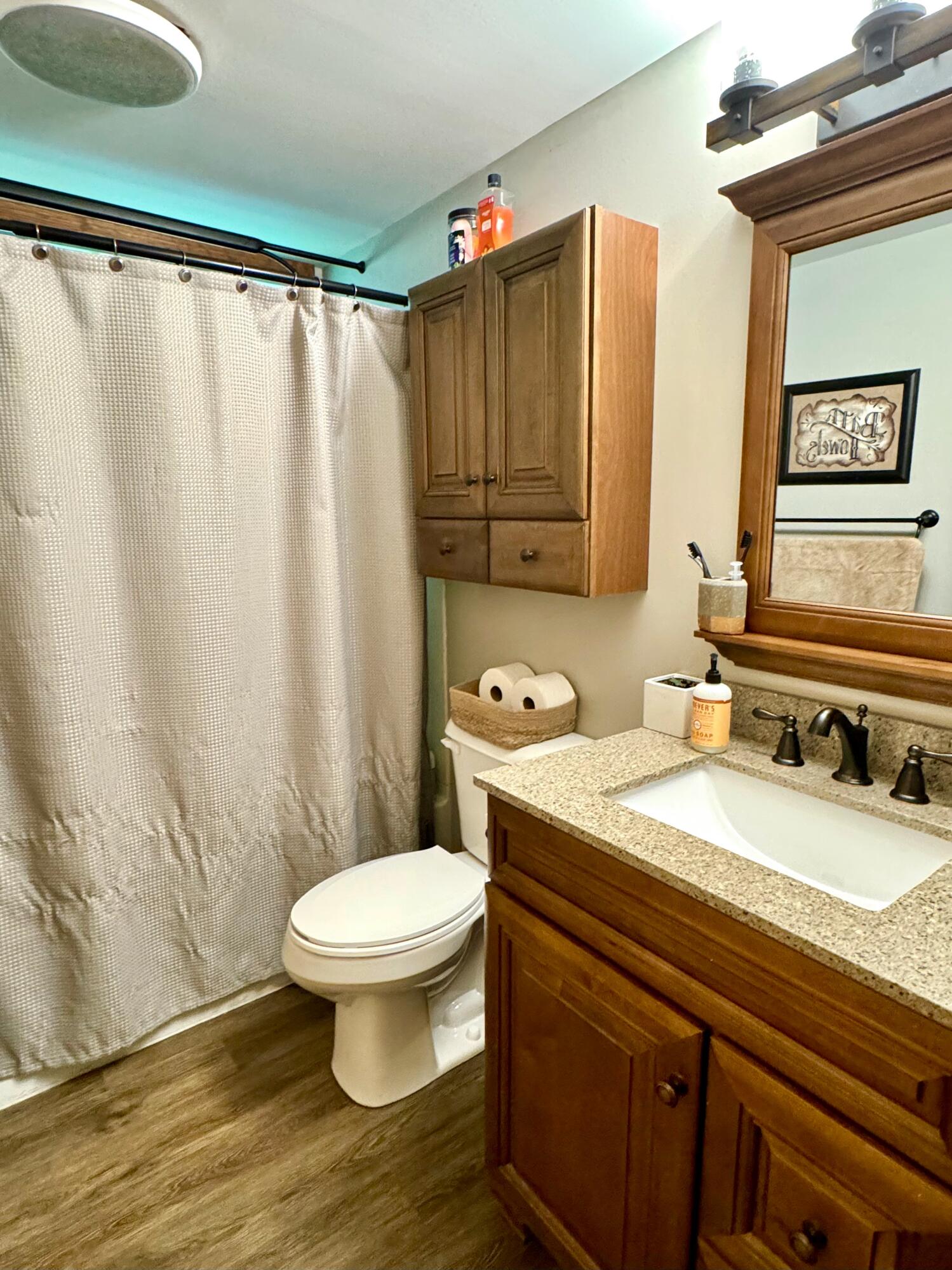 72 Third Avenue Property Photo 17