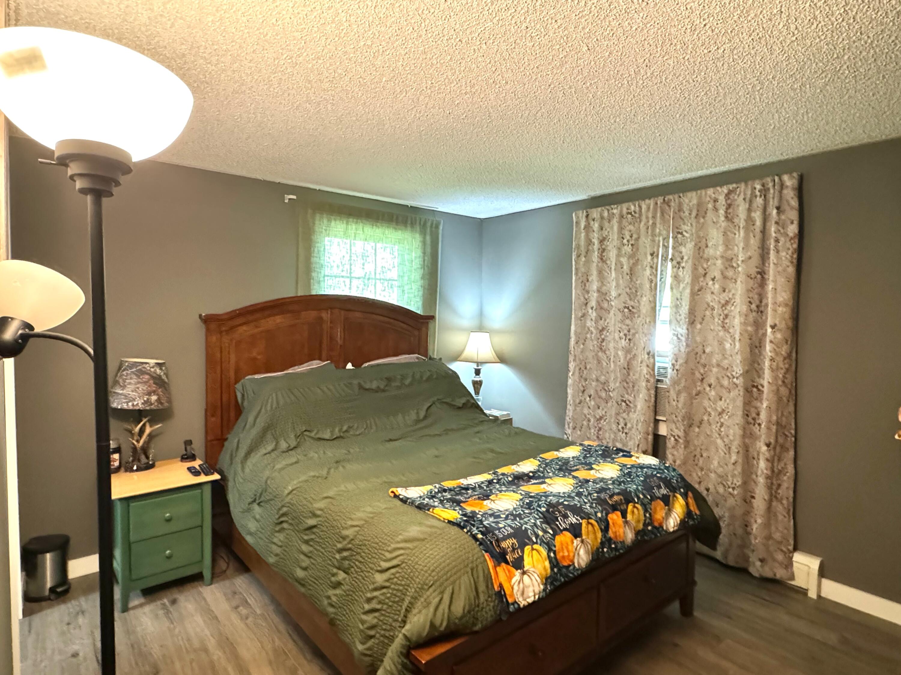 72 Third Avenue Property Photo 21