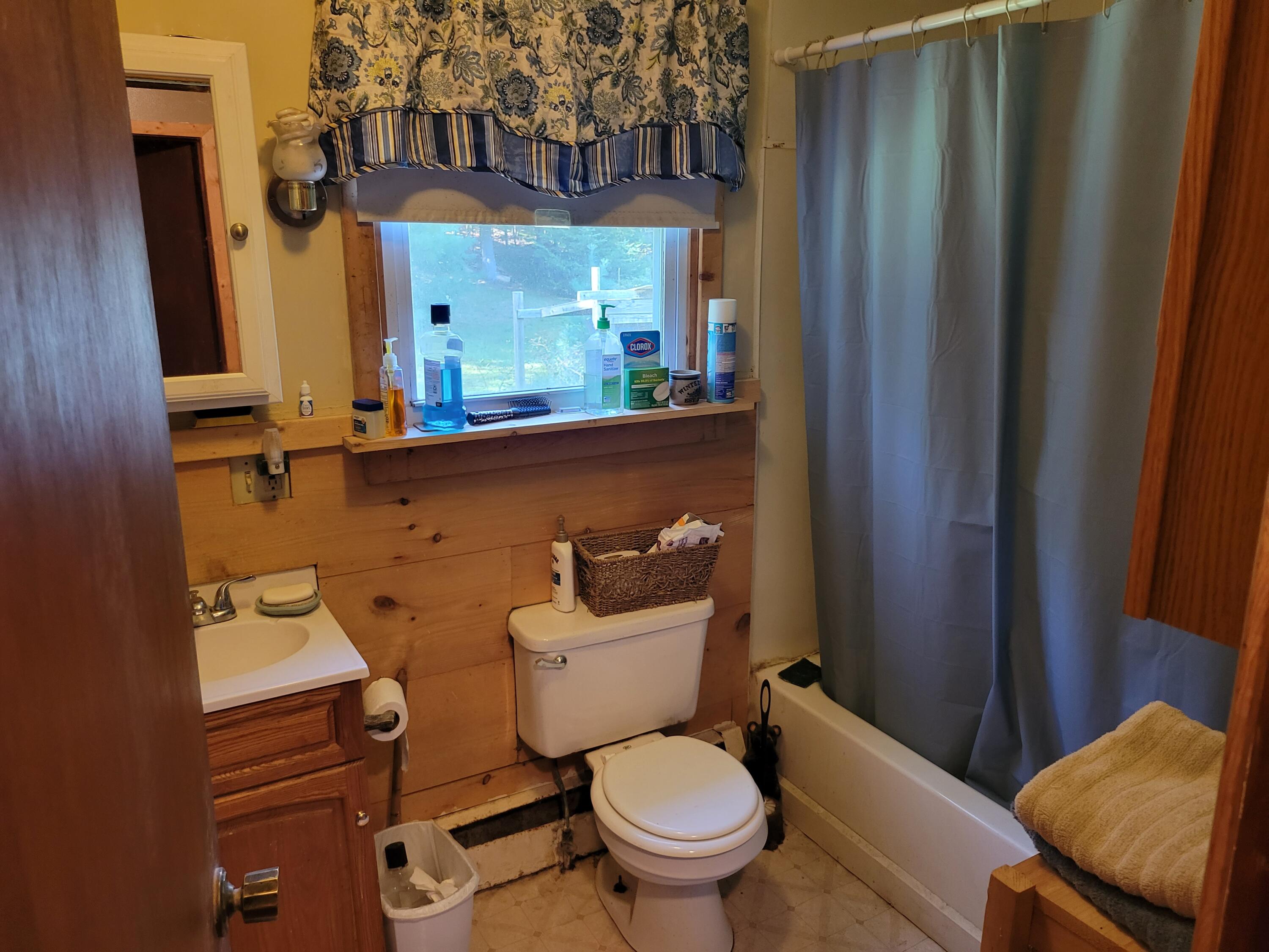 458 Lambert Road Property Photo 14