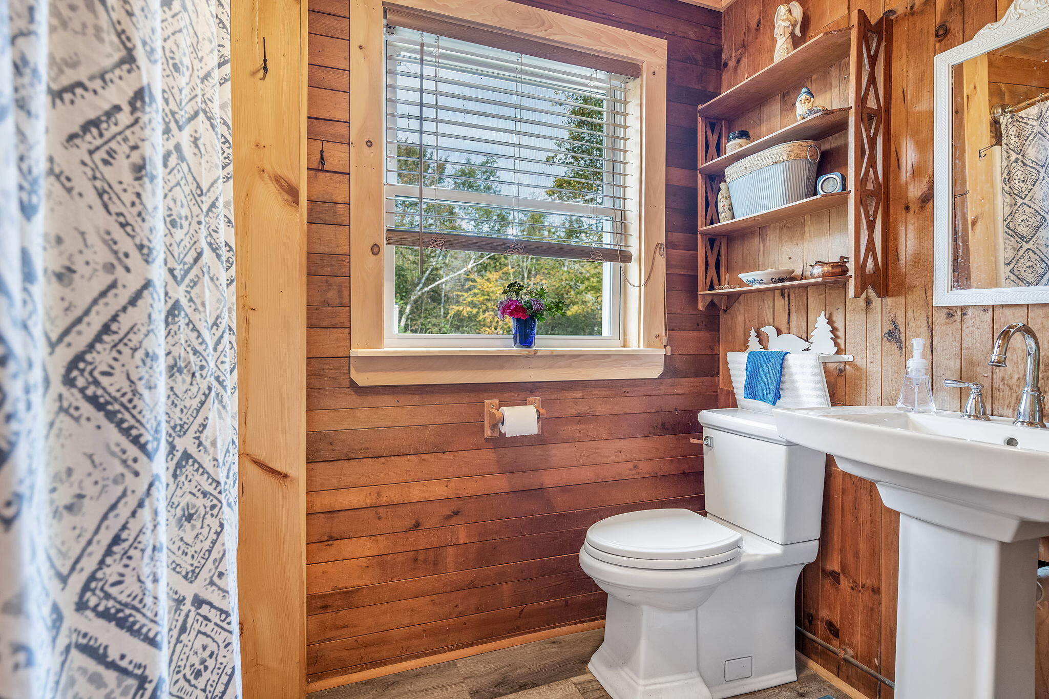 112 Lakeside Lodges Road Property Photo 41