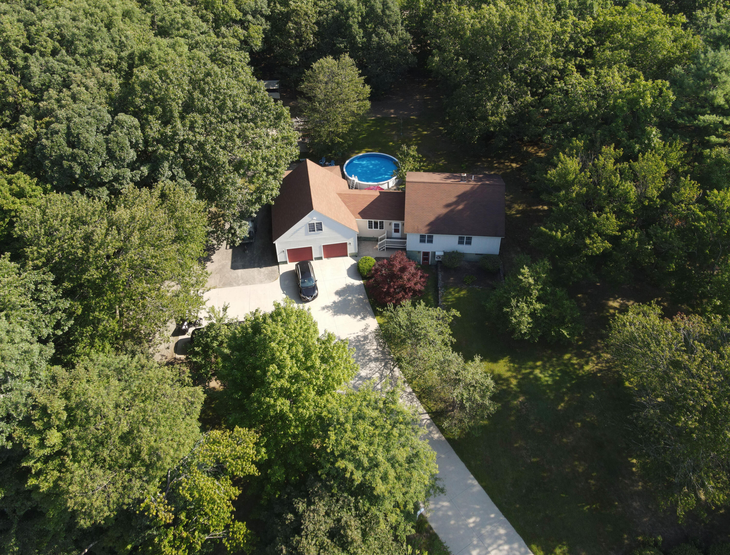 128 School Street Property Photo 2