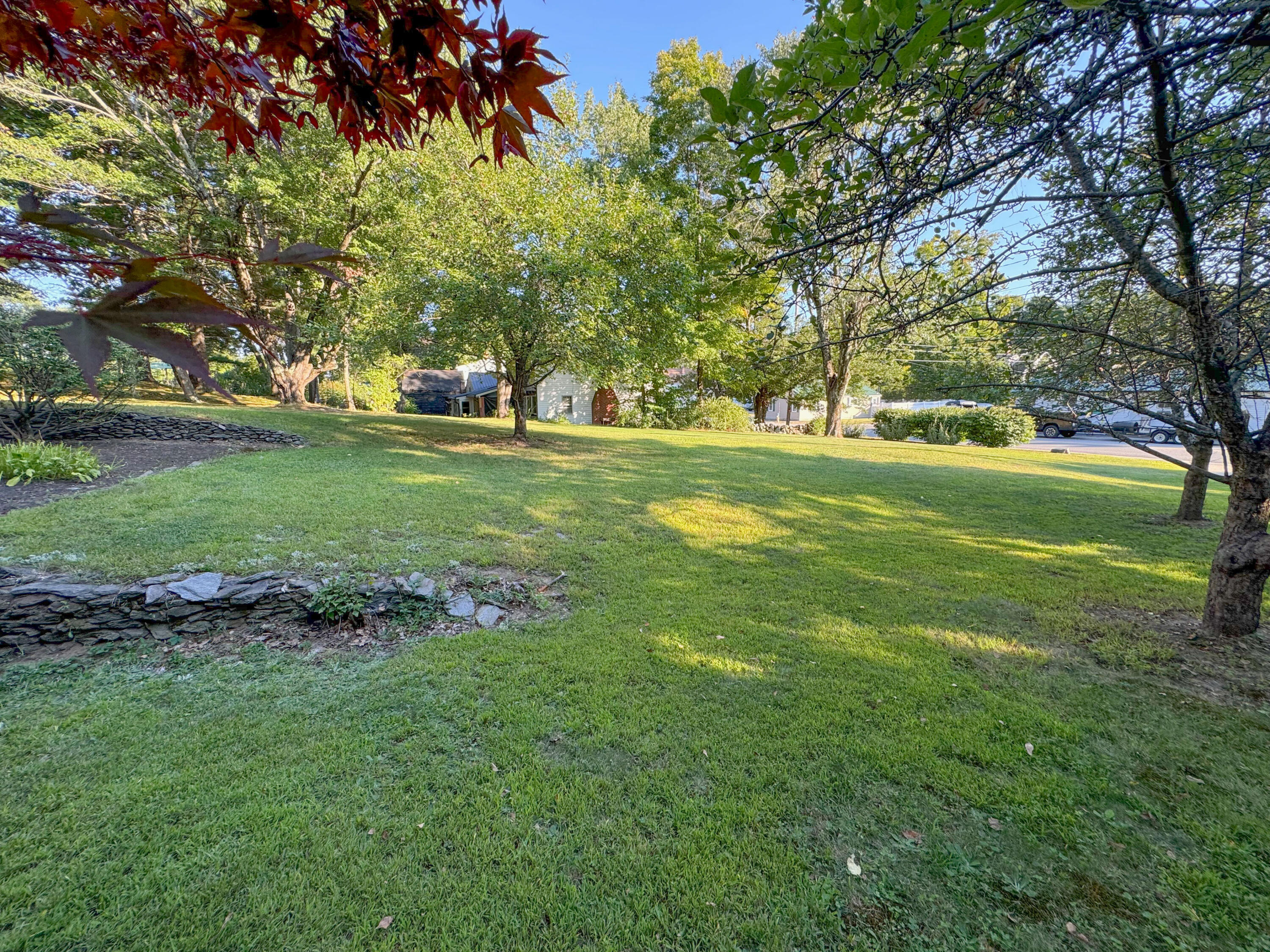 128 School Street Property Photo 8