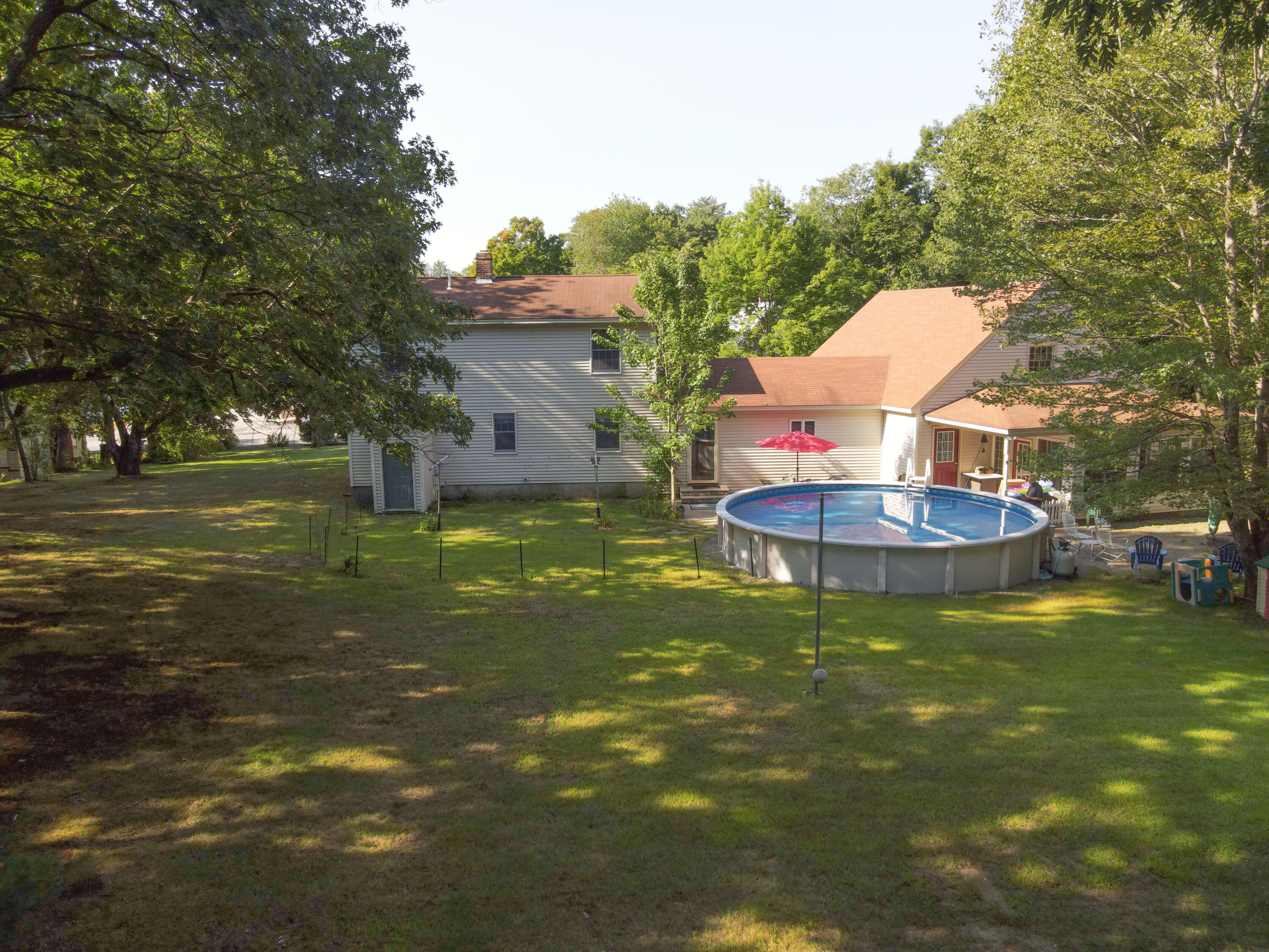 128 School Street Property Photo 11