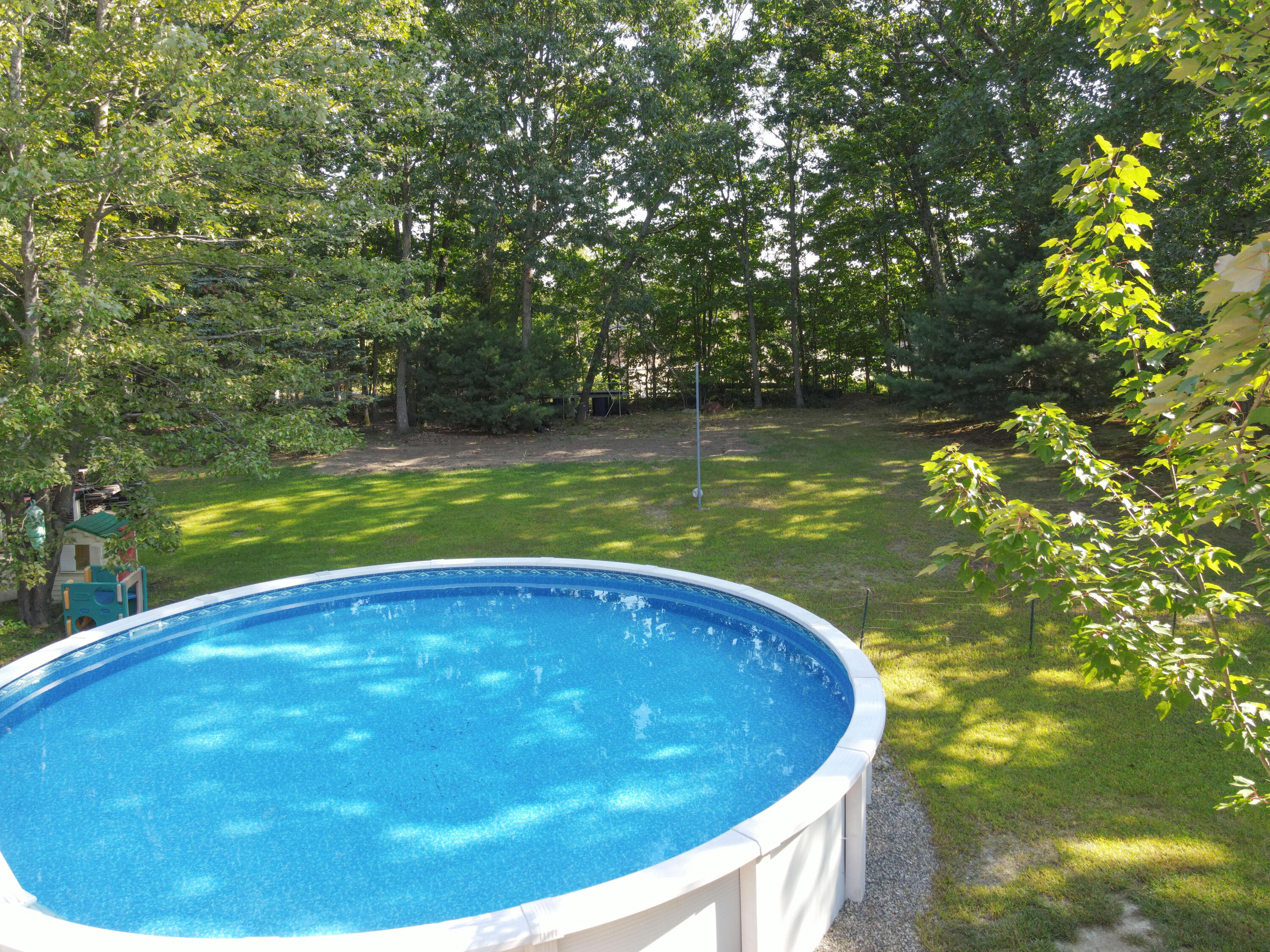 128 School Street Property Photo 14