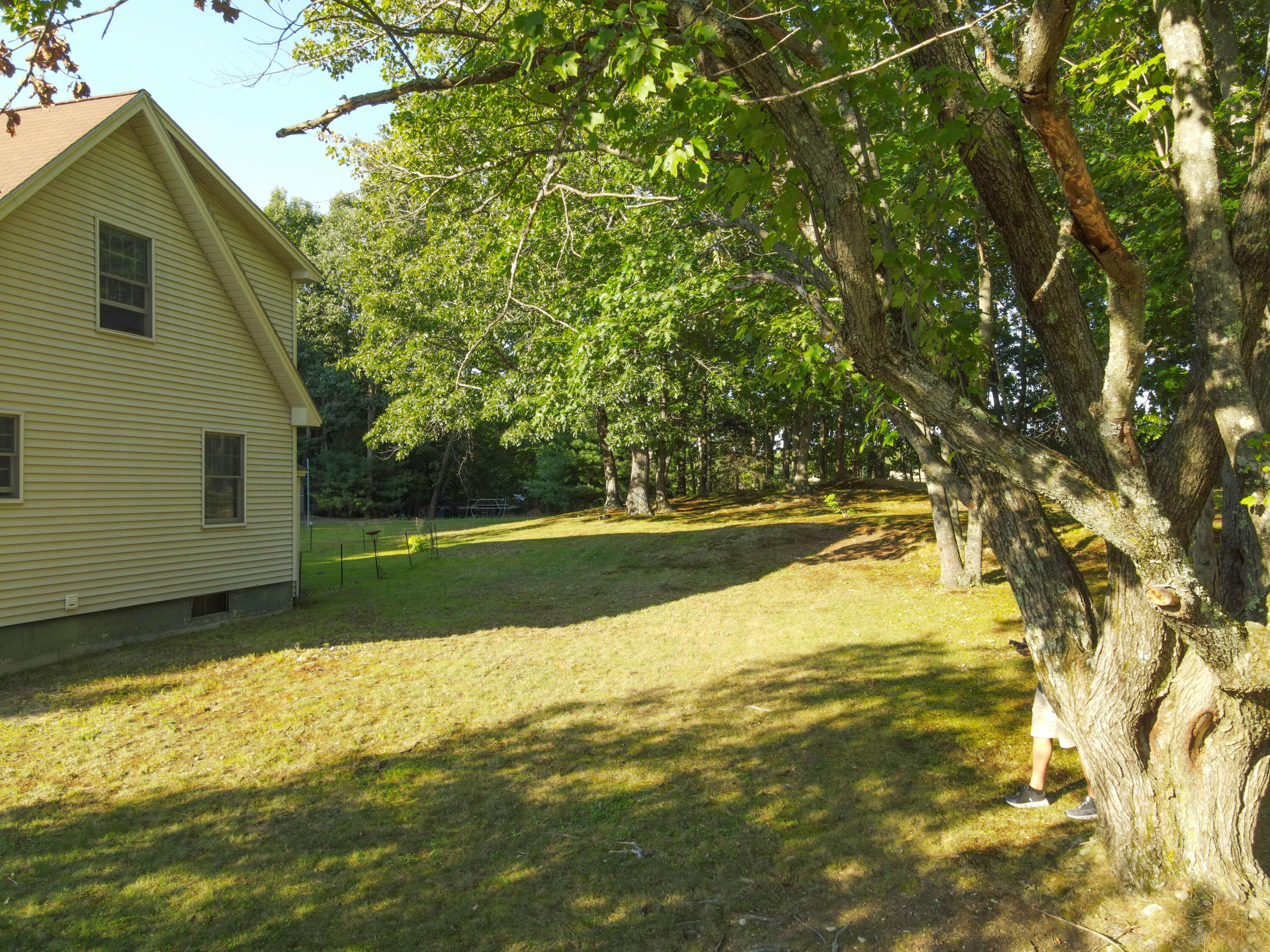 128 School Street Property Photo 23