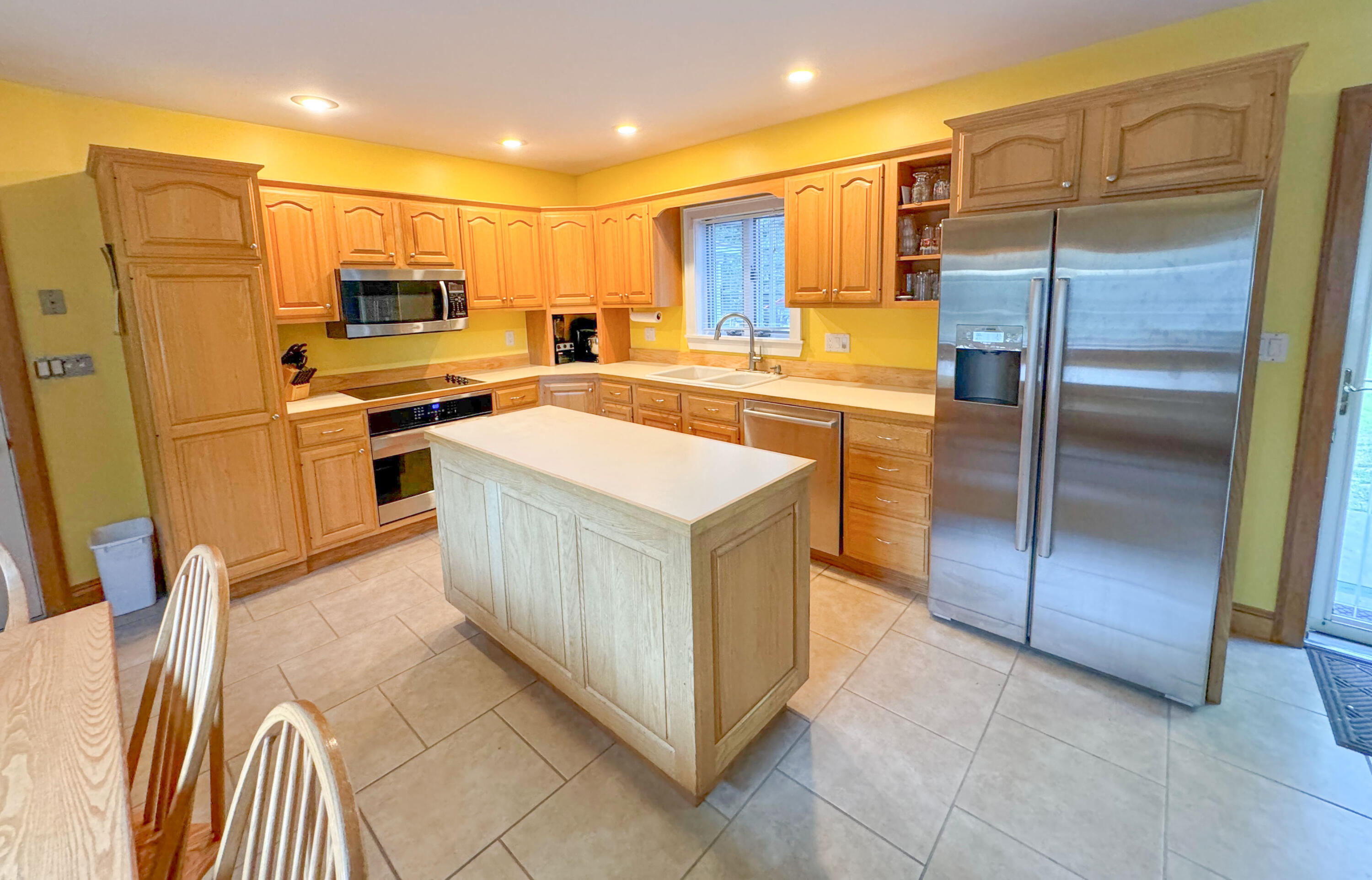 128 School Street Property Photo 31