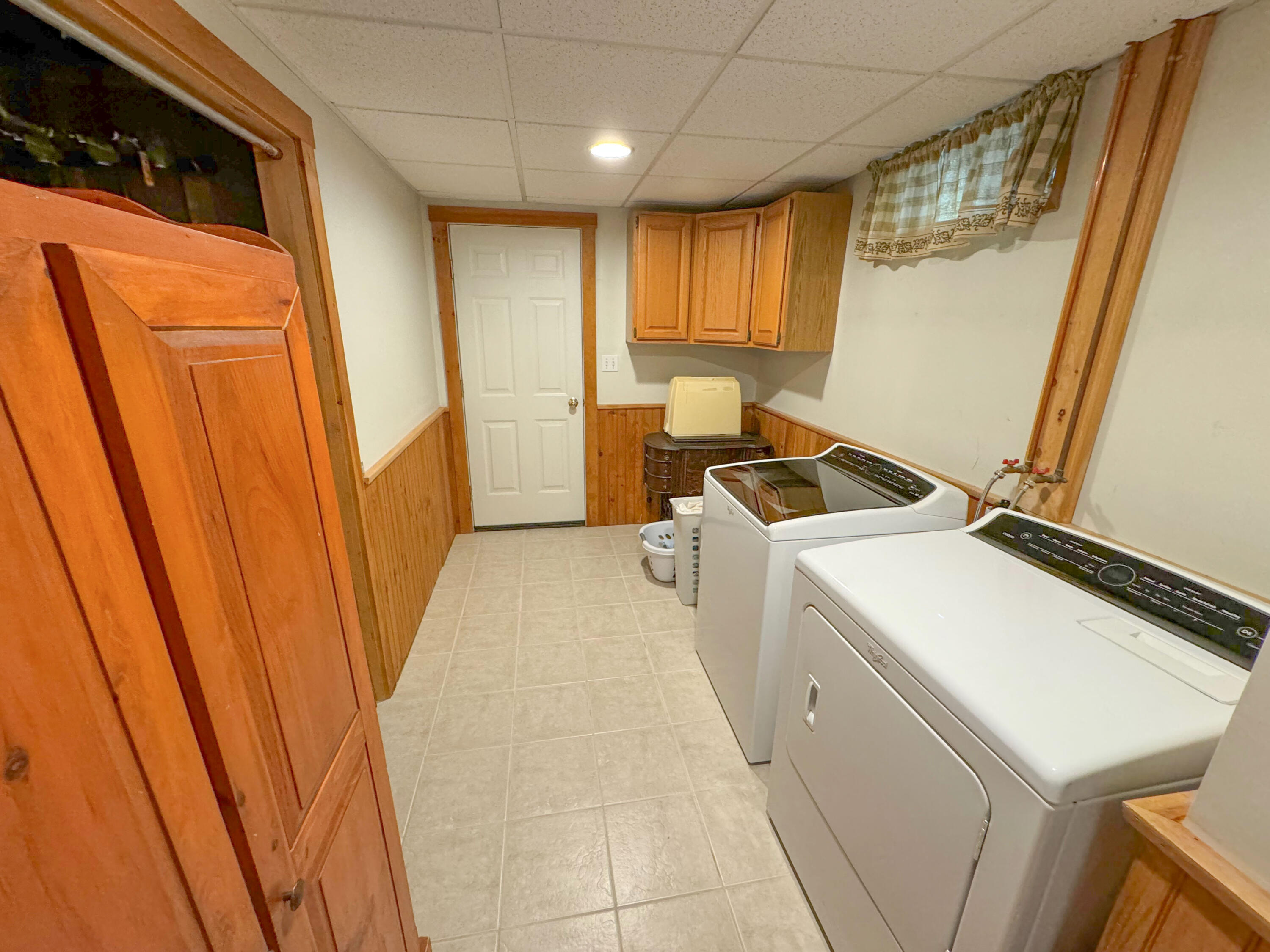 128 School Street Property Photo 62