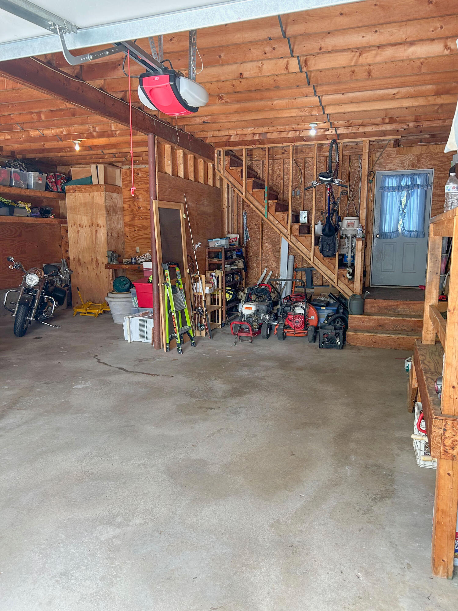 128 School Street Property Photo 64