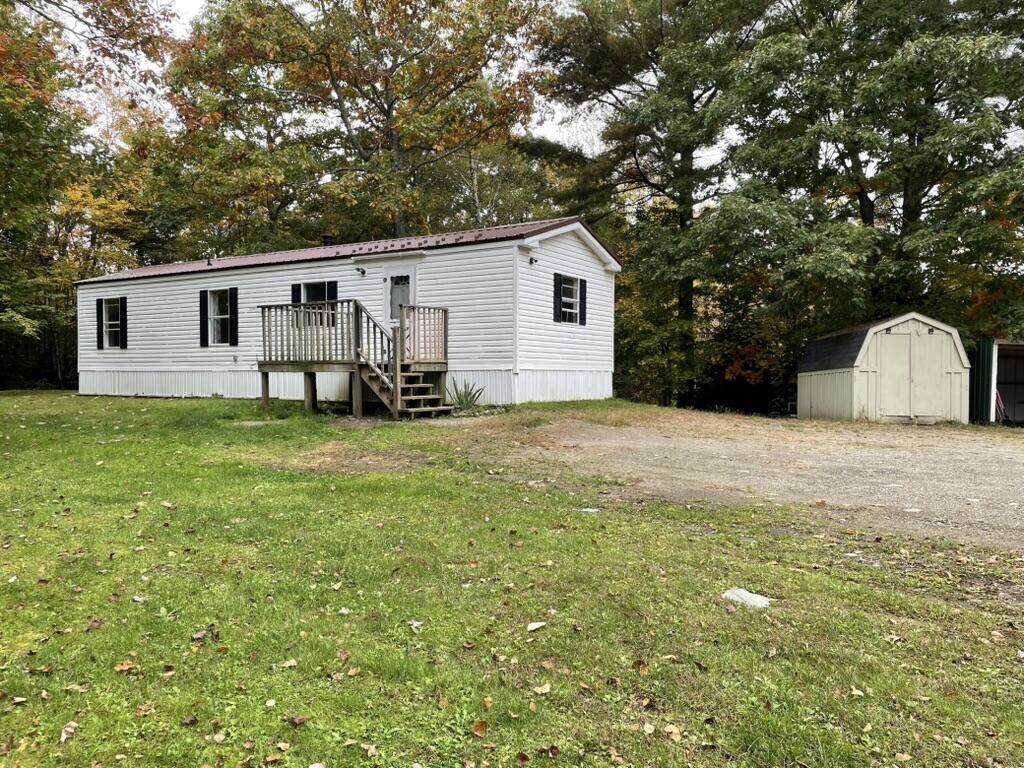 208 Mills Road Property Photo 5