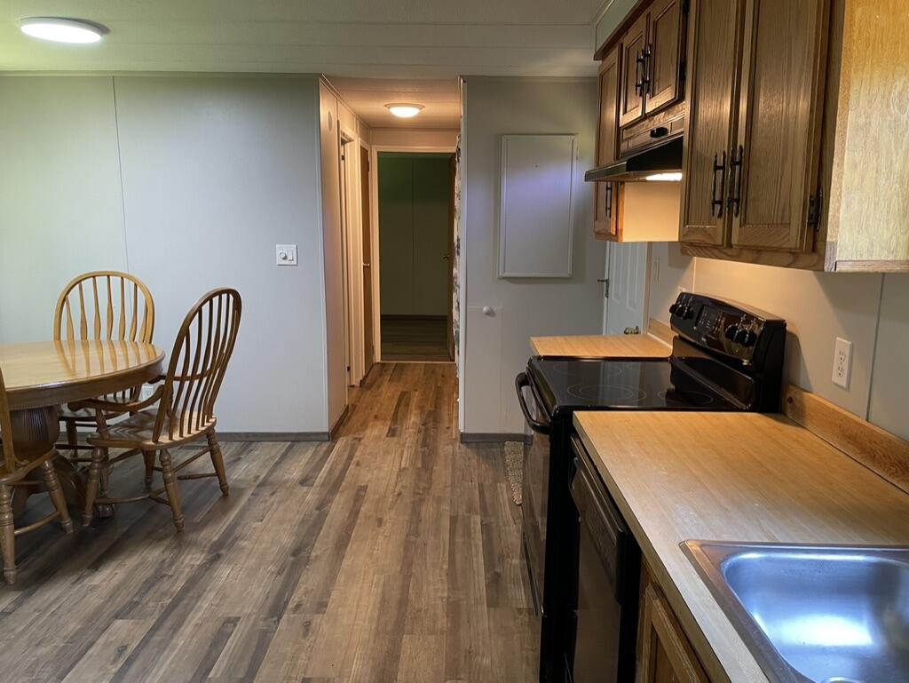 208 Mills Road Property Photo 17
