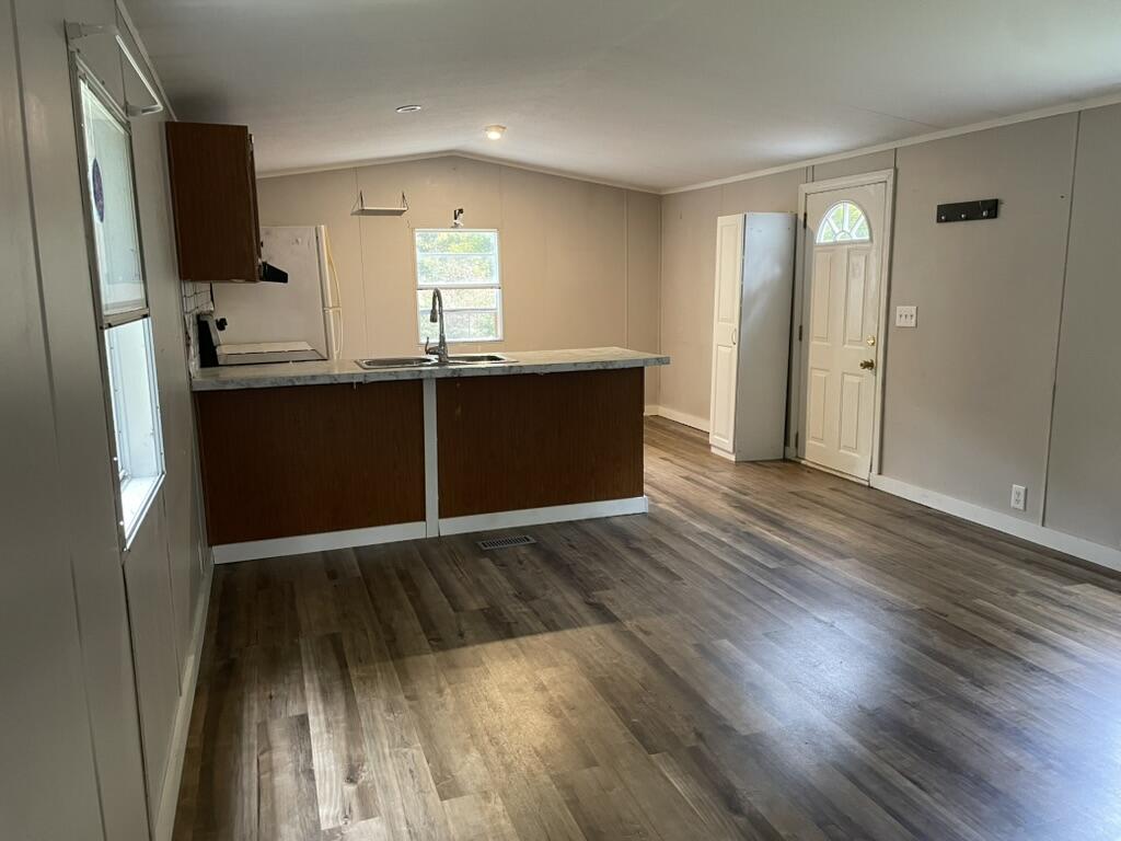 208 Mills Road Property Photo 37