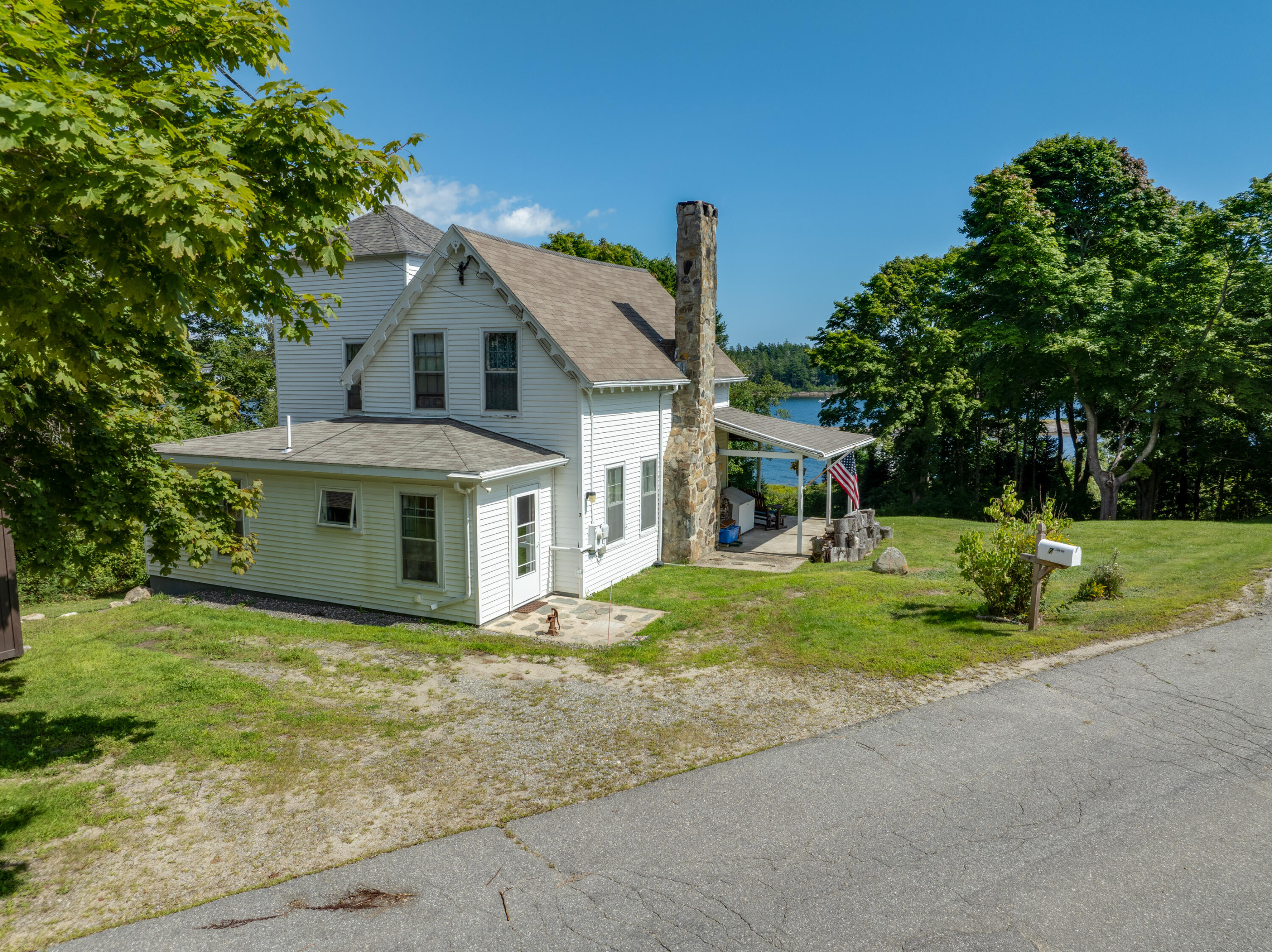 7 Leeman Road Property Photo 3