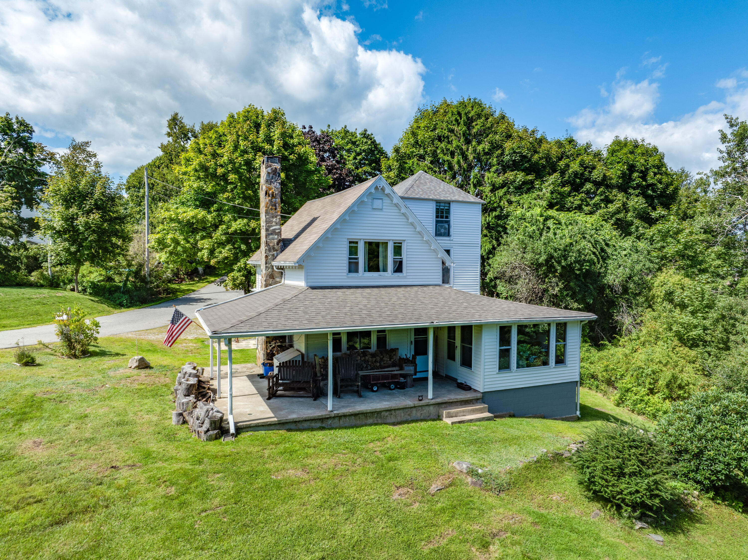 7 Leeman Road Property Photo 4