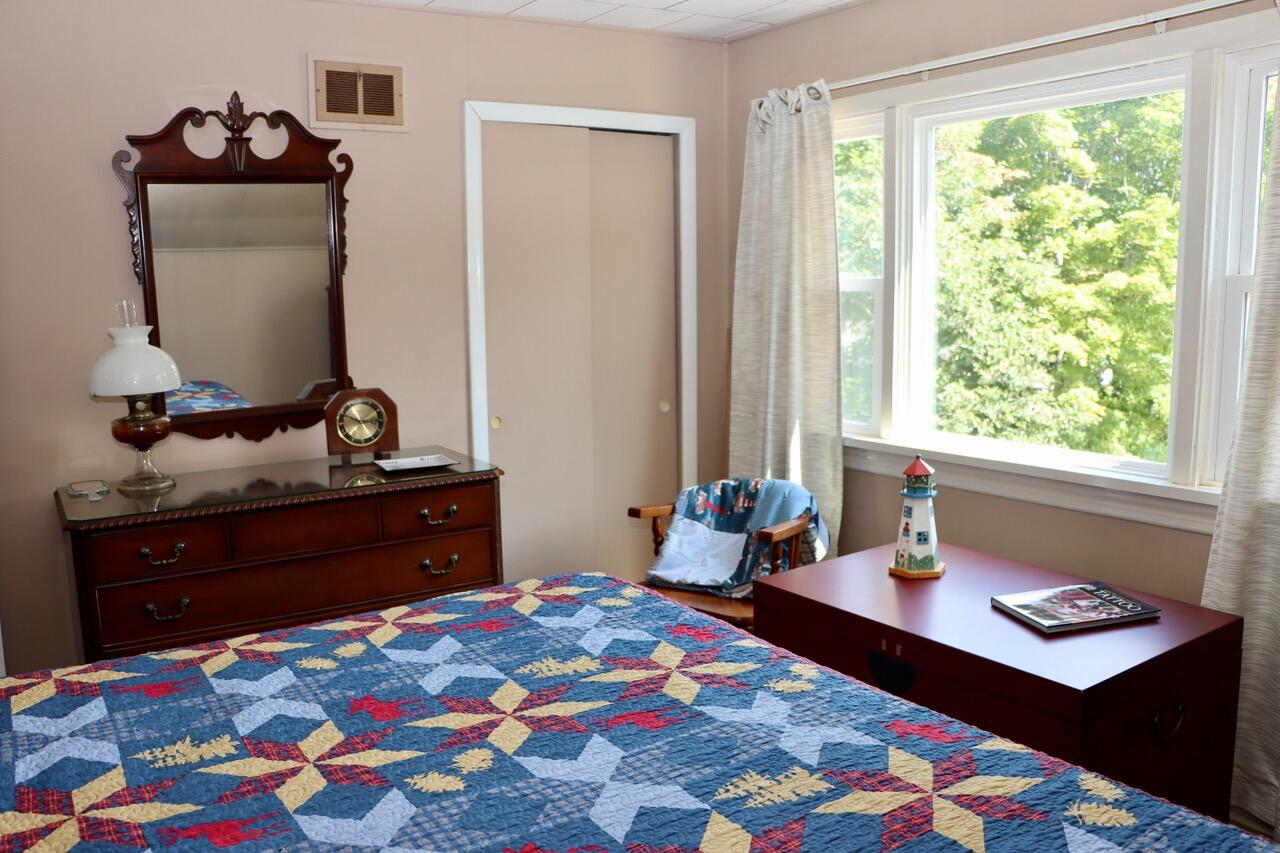 7 Leeman Road Property Photo 44