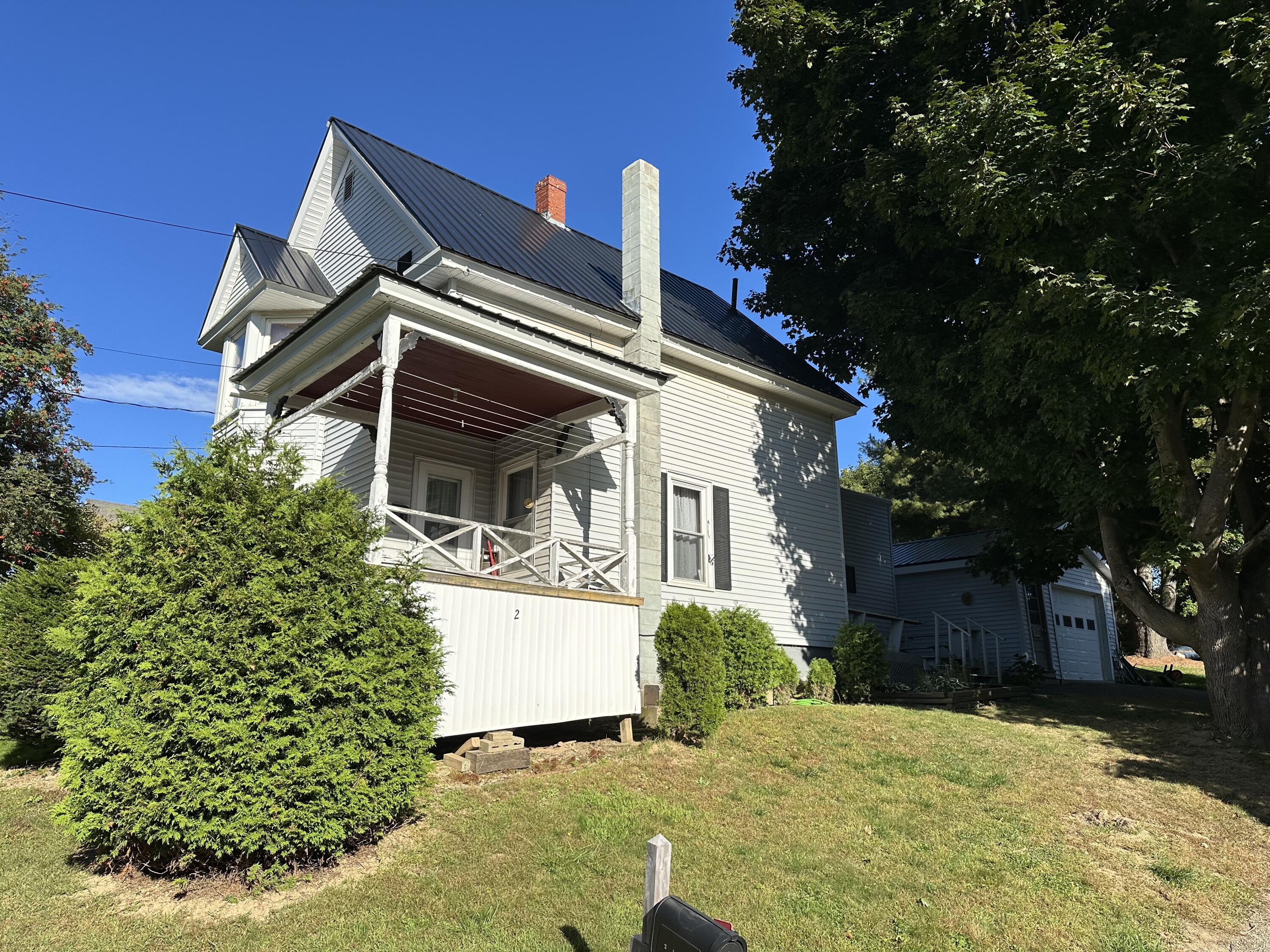 2 Lincoln Street Property Photo
