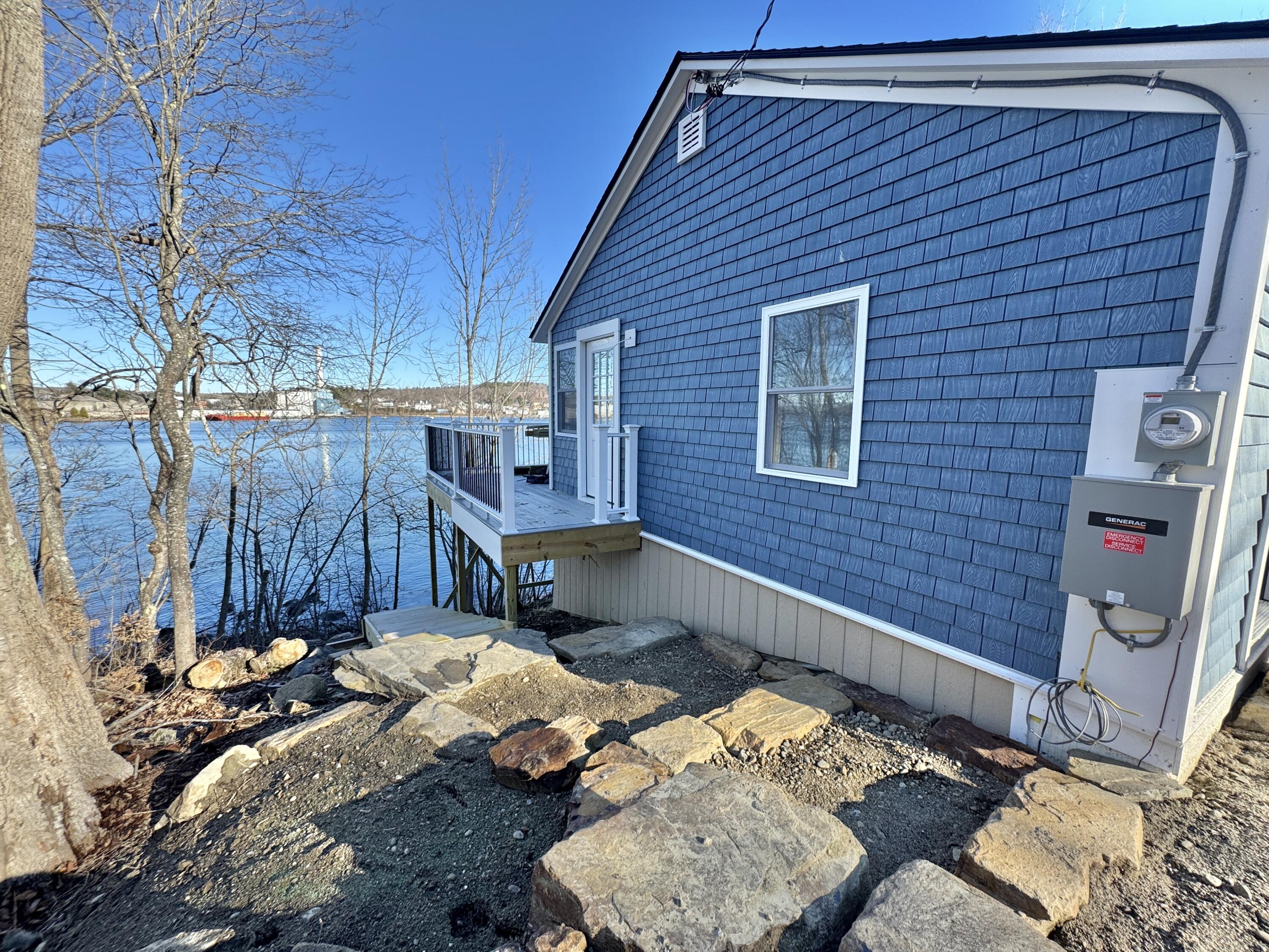 30 Ferry Road Property Photo 6