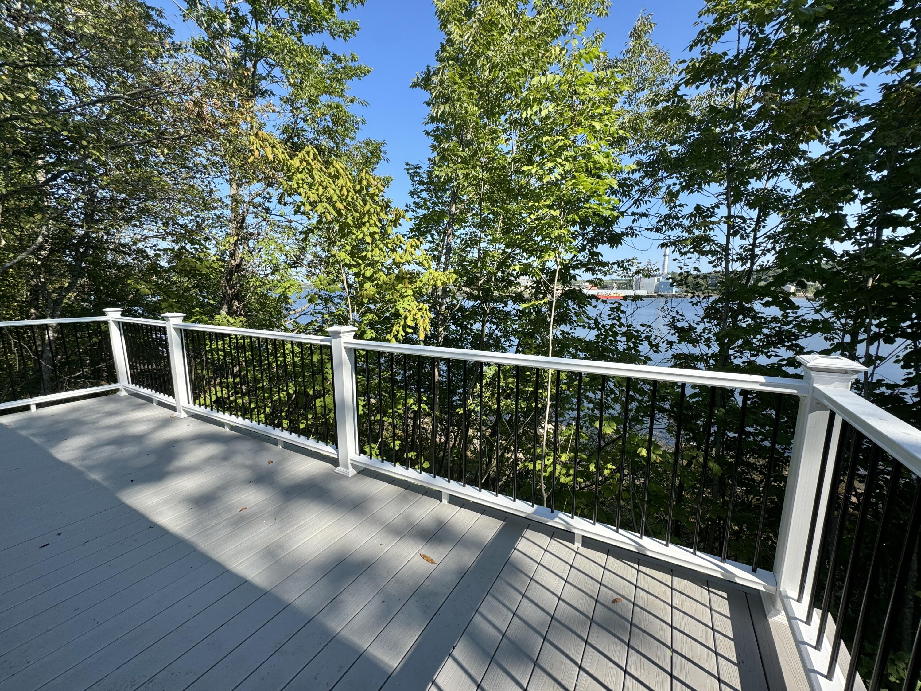 30 Ferry Road Property Photo 9