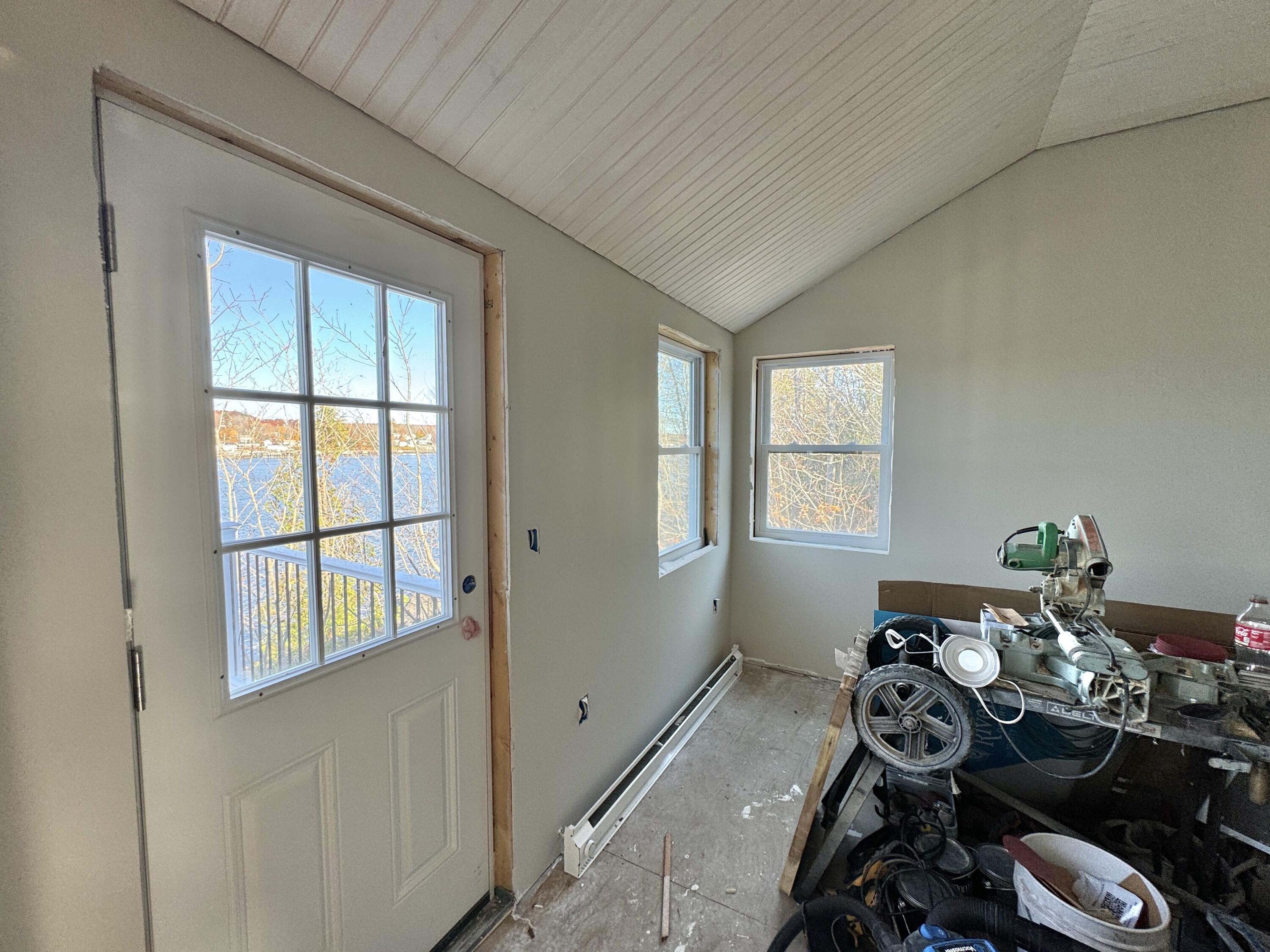 30 Ferry Road Property Photo 13