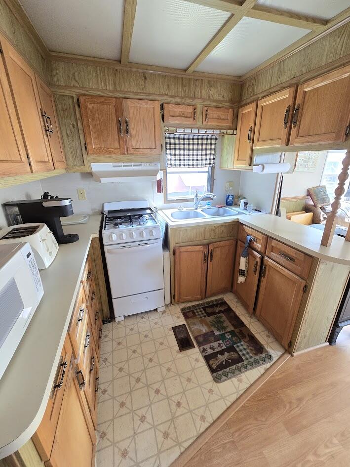 183 Greenville Road Property Photo 4