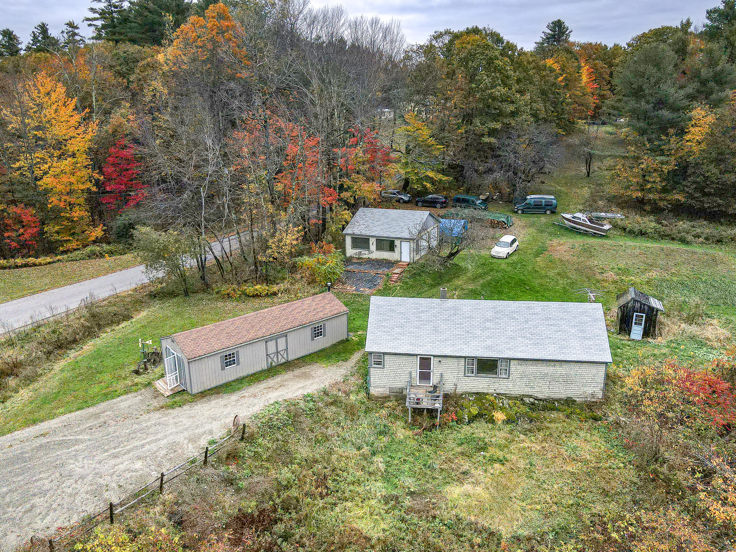 405 Pond Road Property Photo