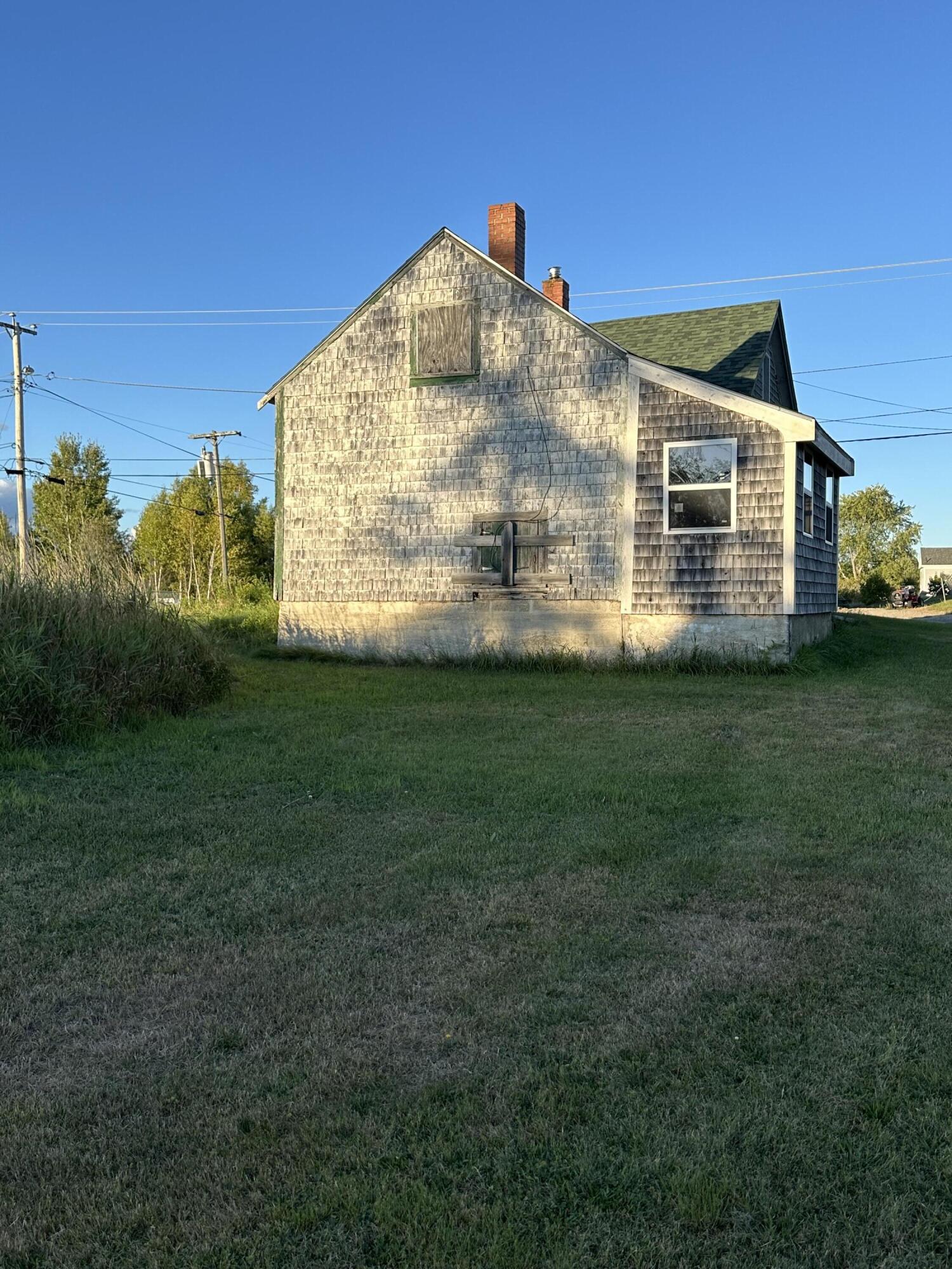 48 Middle Street Property Photo 4