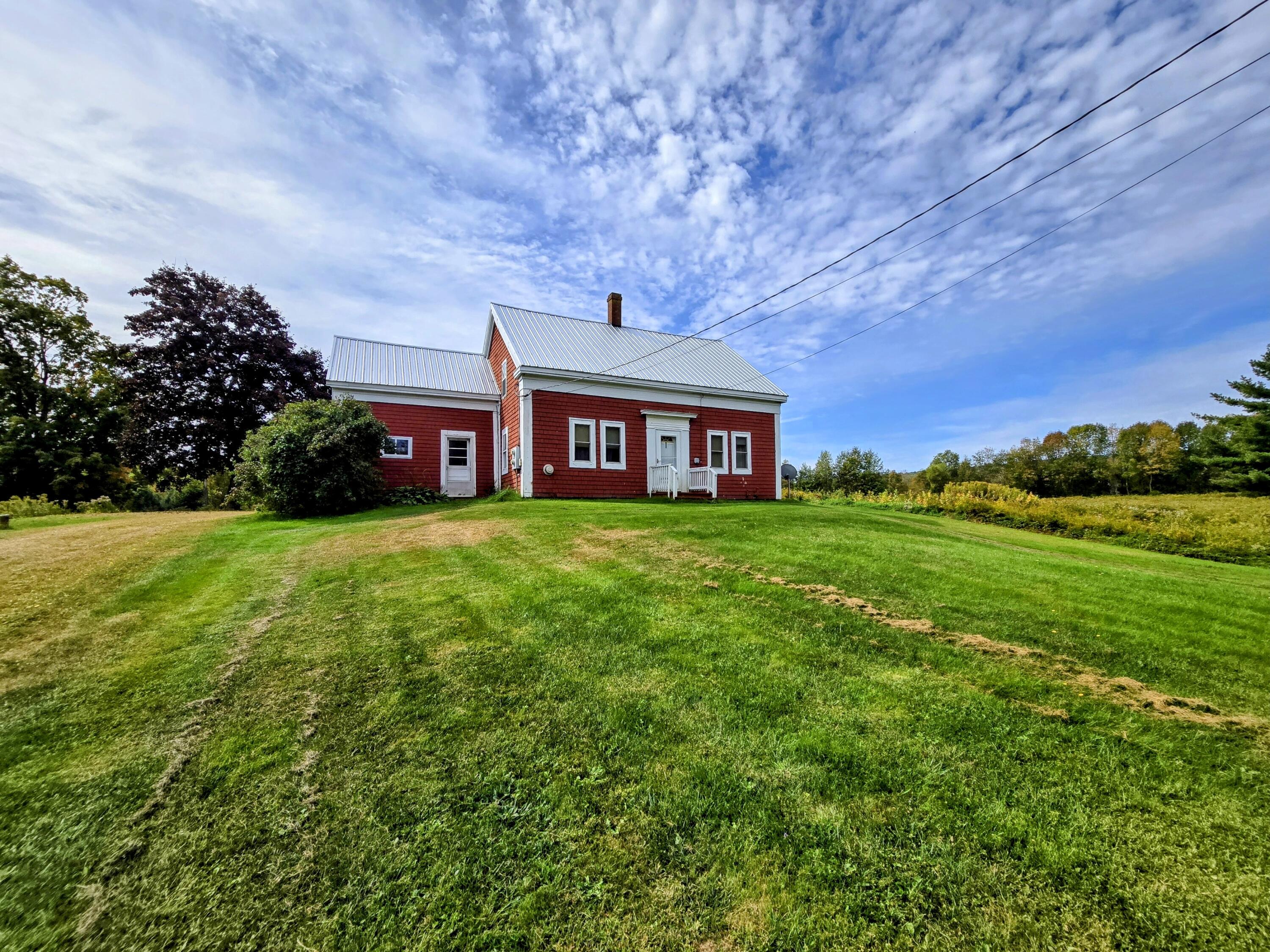 1079 Belfast Road Property Photo 3