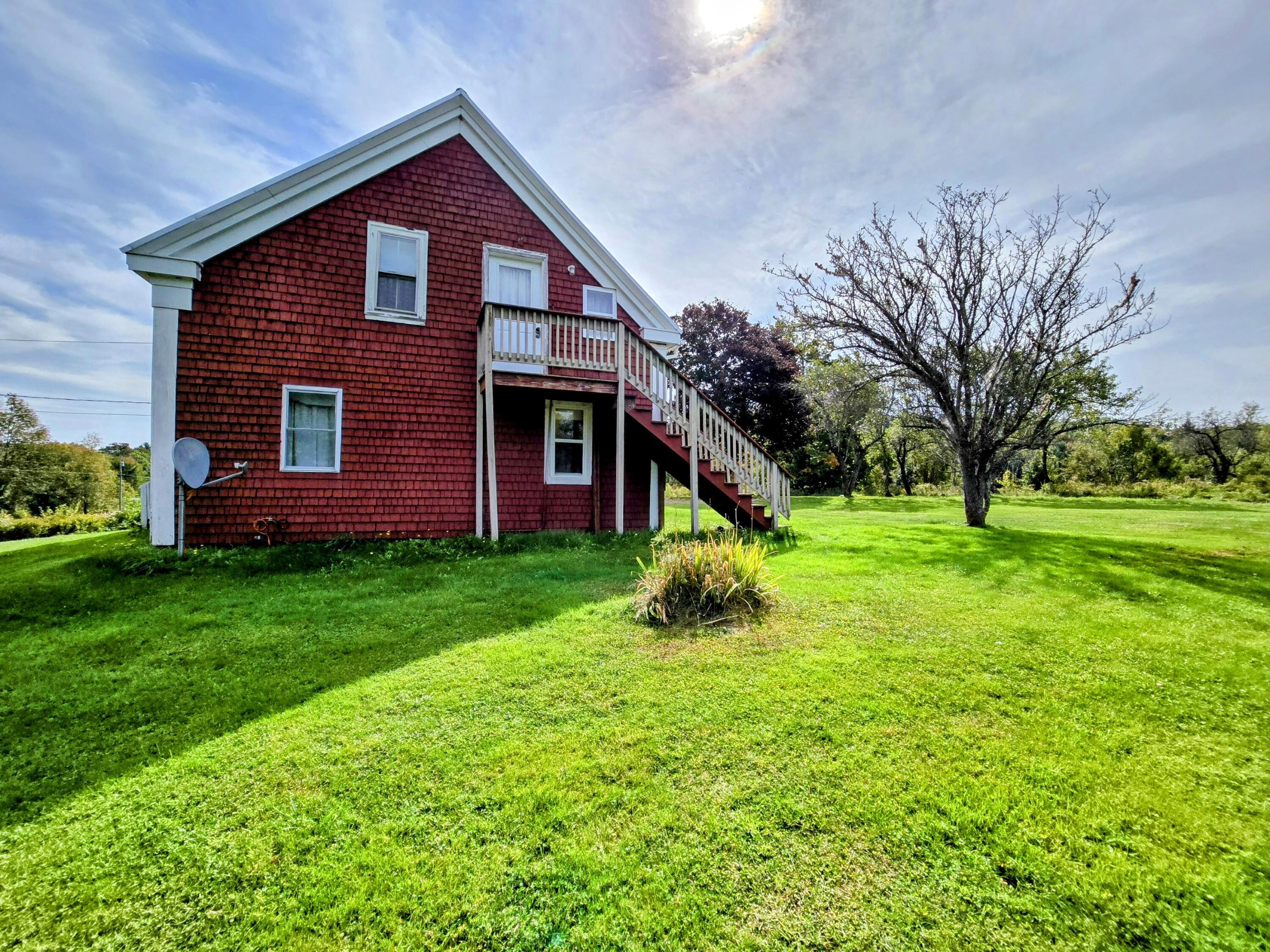 1079 Belfast Road Property Photo 8