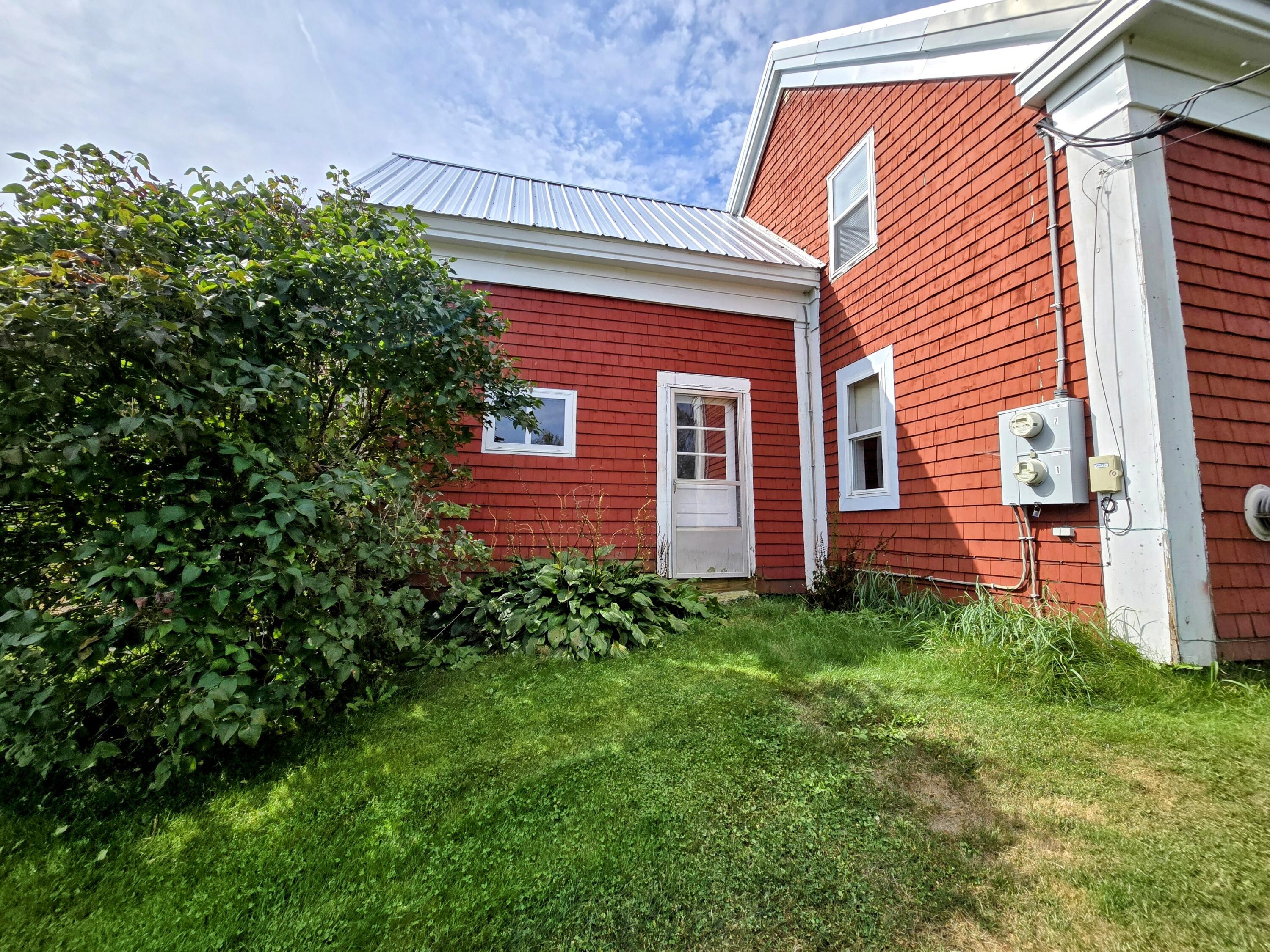 1079 Belfast Road Property Photo 10