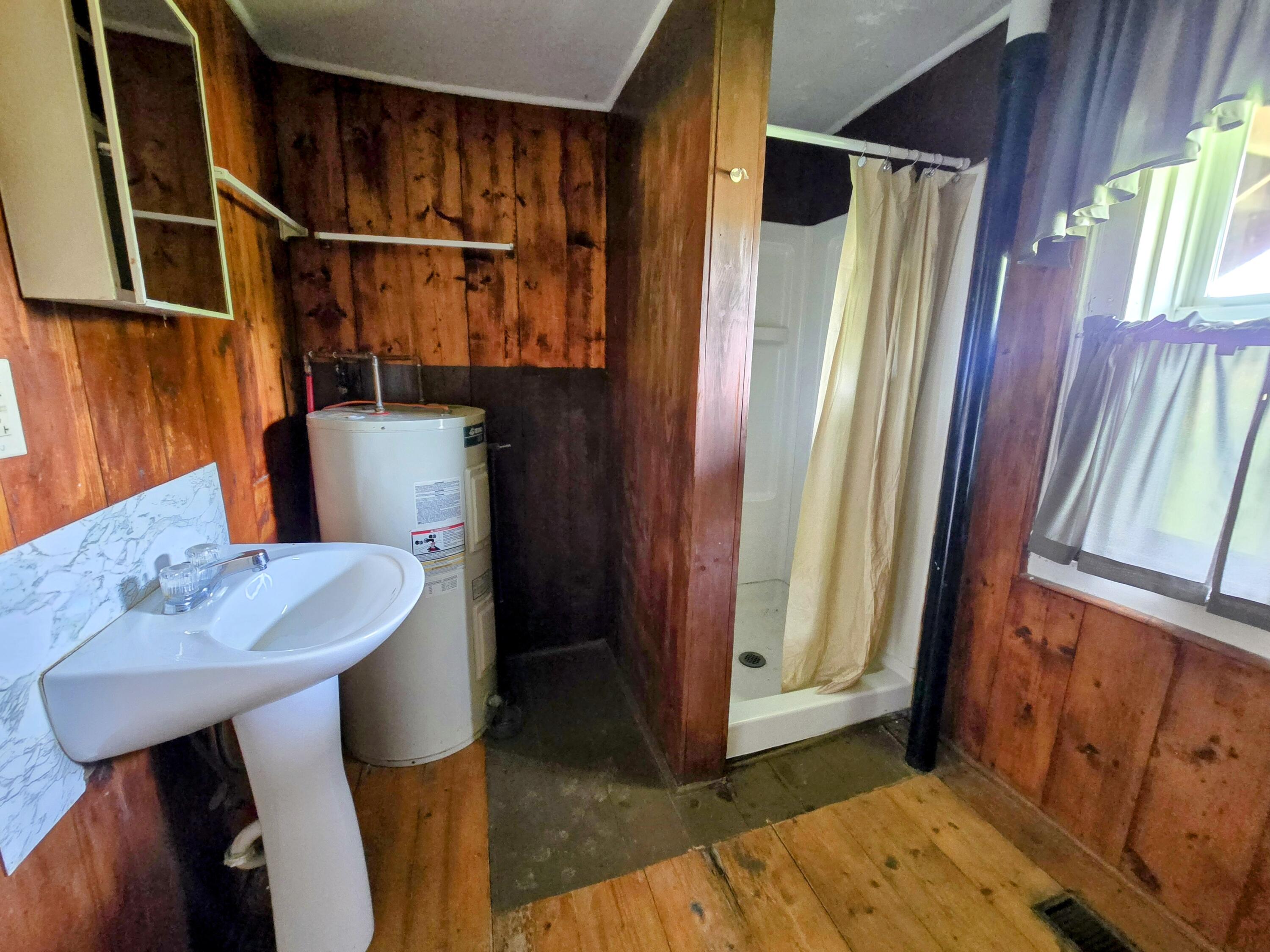1079 Belfast Road Property Photo 31