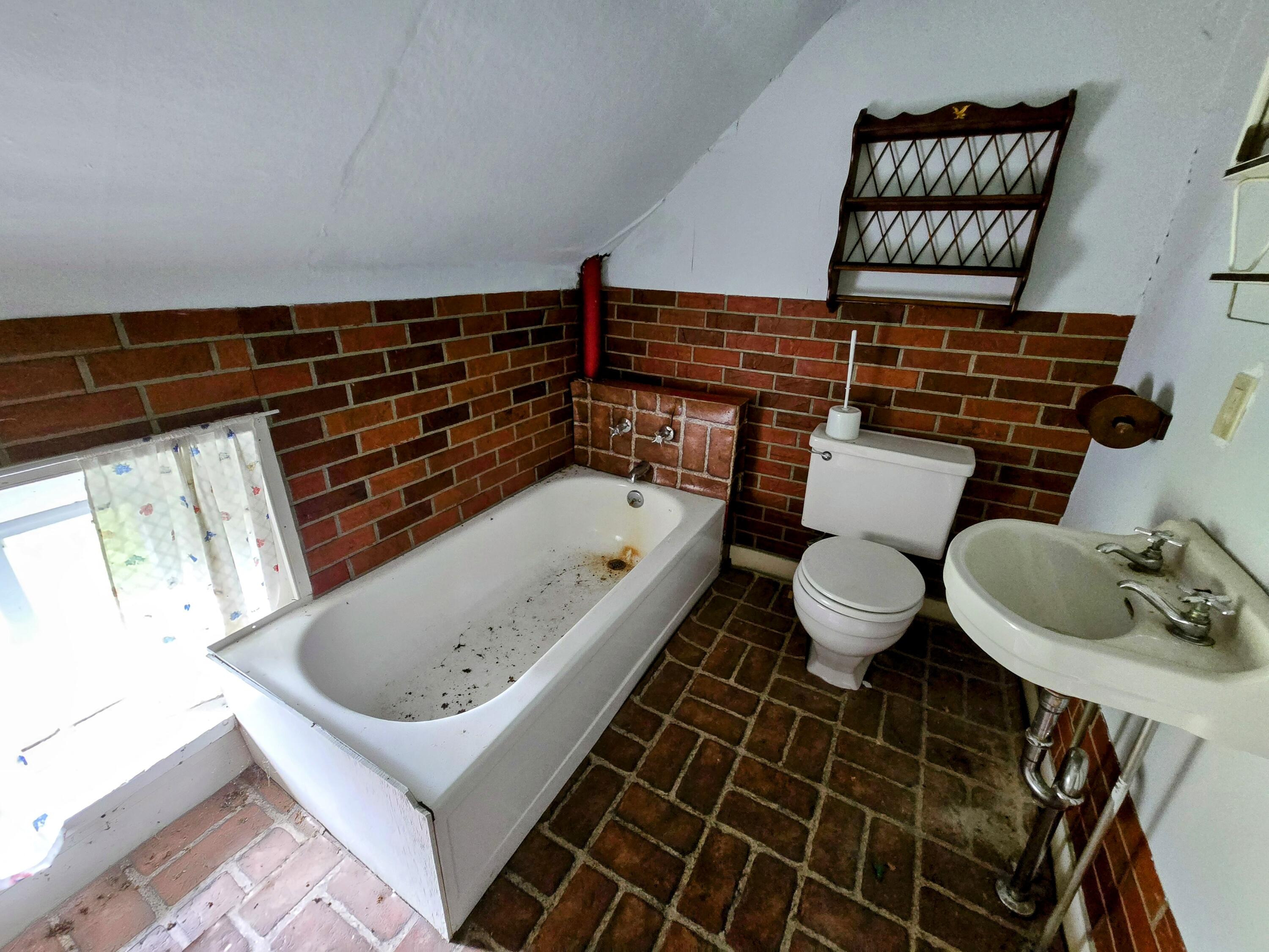 1079 Belfast Road Property Photo 41