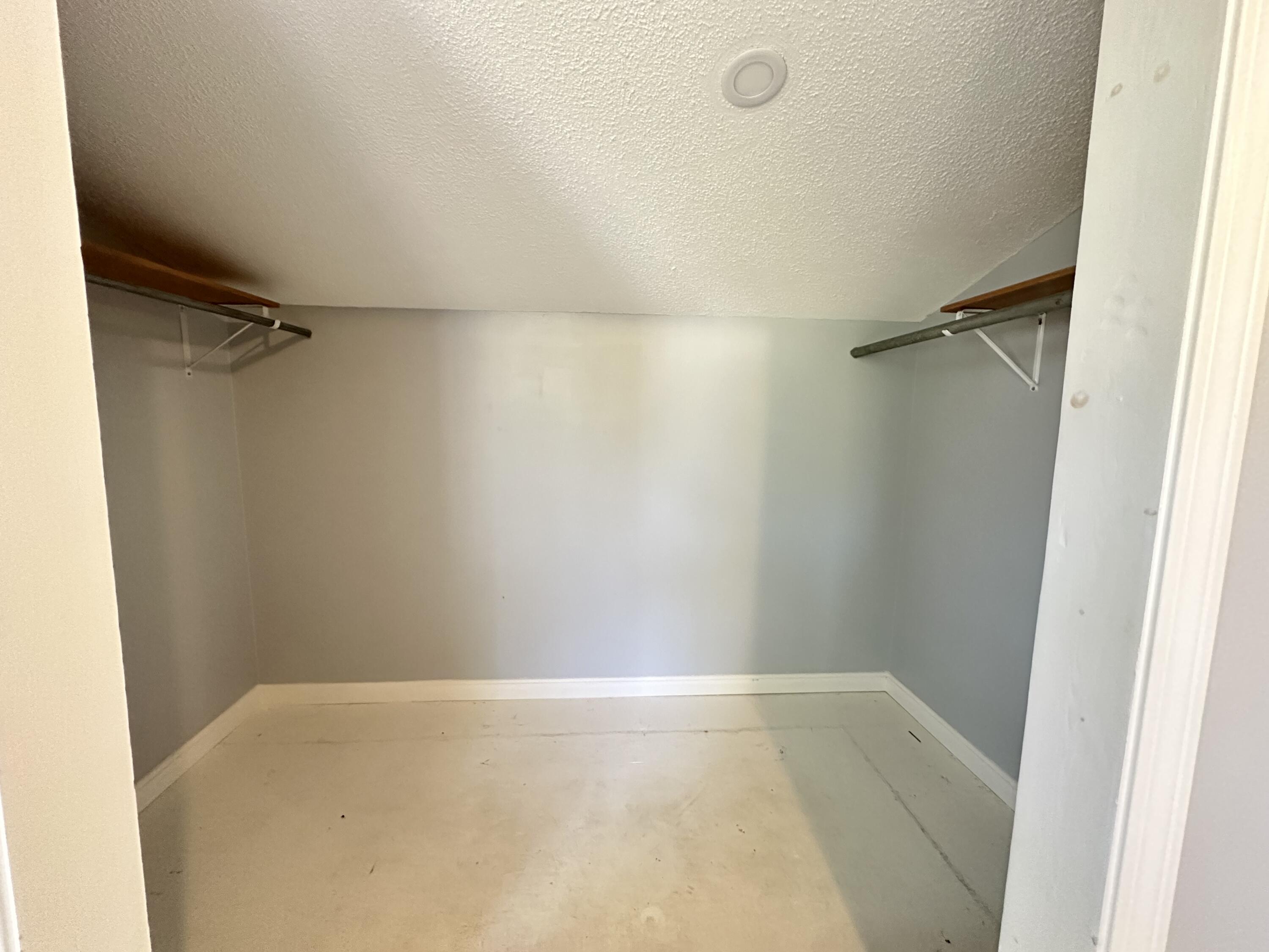 19 Cedar Street Property Photo 31