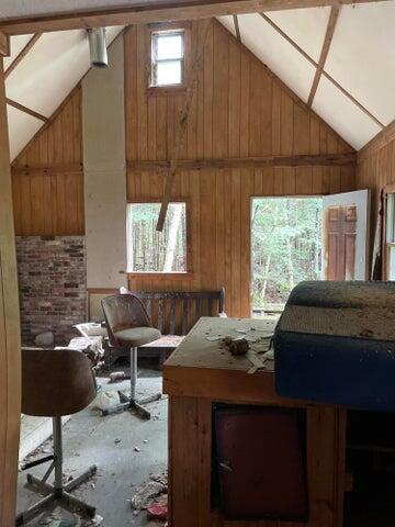 684 Lower Detroit Road Property Photo 7