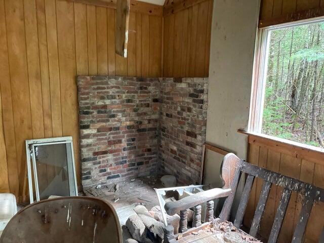 684 Lower Detroit Road Property Photo 8