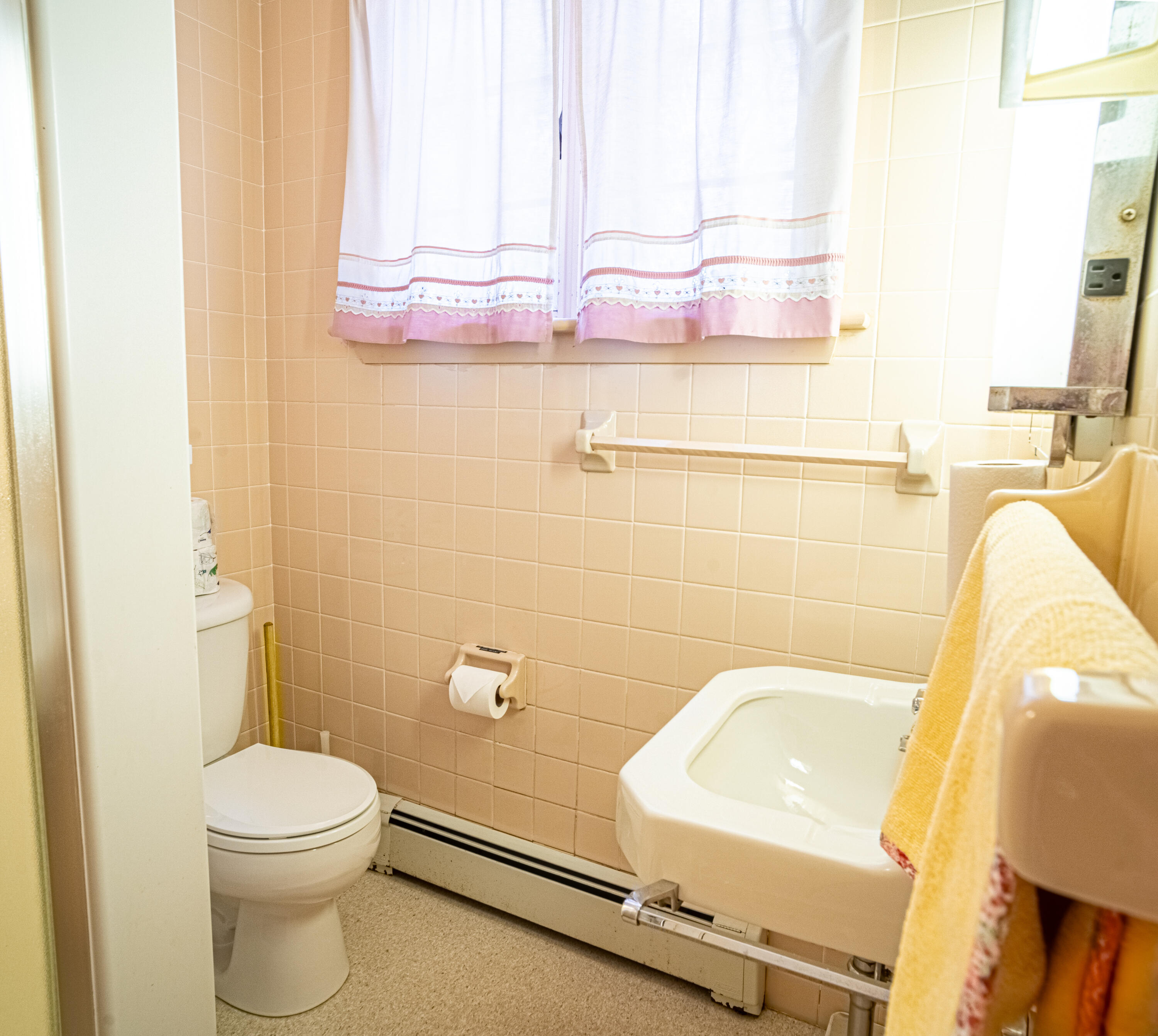 35 Middle Road Property Photo 52