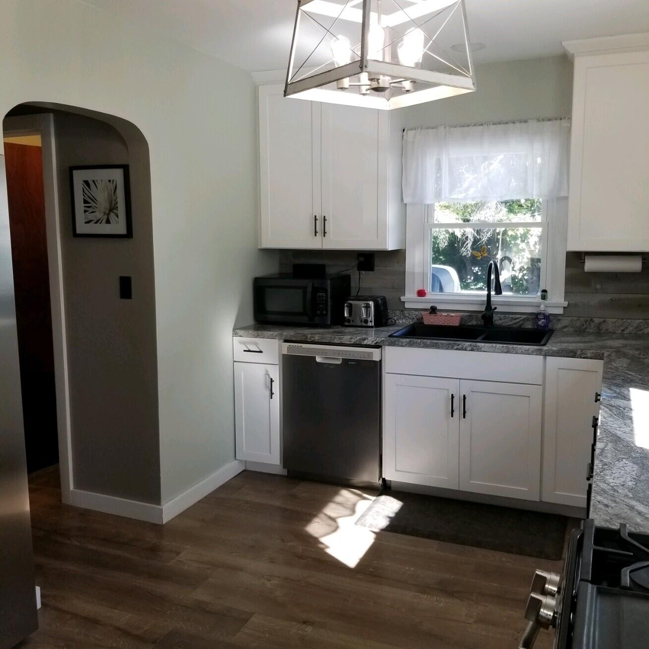 55 Elmwood Avenue Property Photo 13